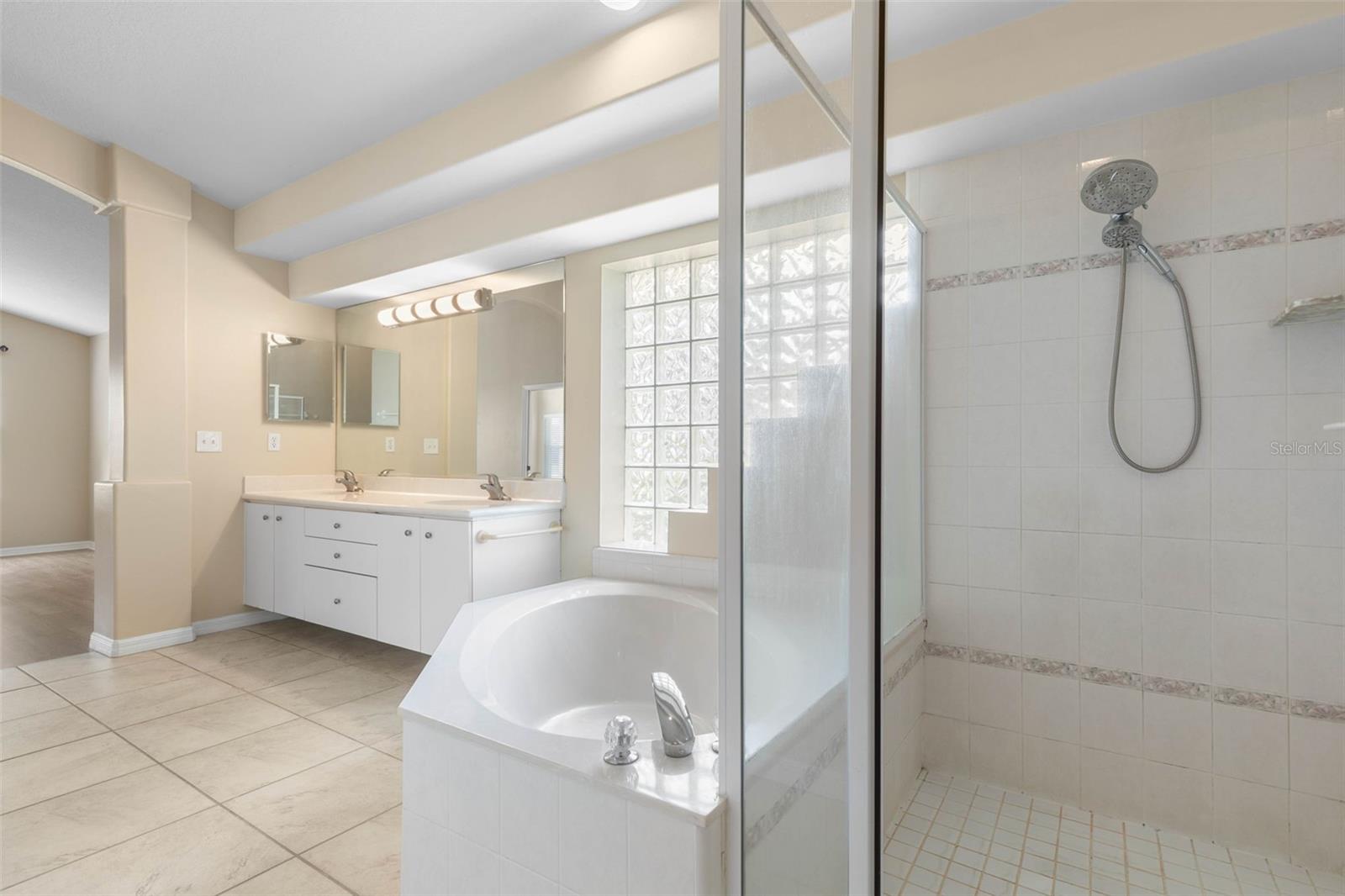 60 VILLA LAGO LN, ORMOND BEACH, FL, 32174