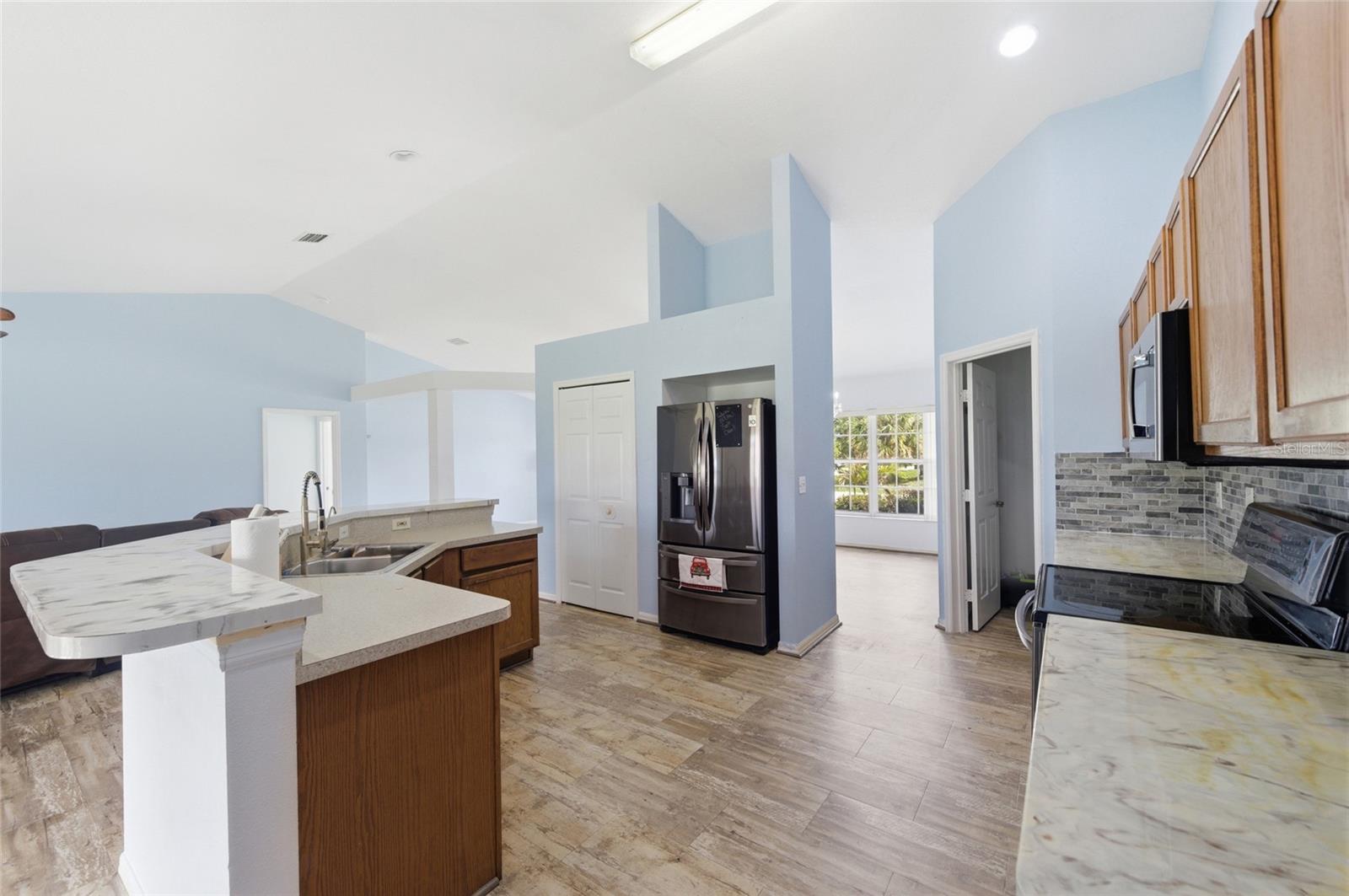 2701 SW PALACE AVE, PORT ST LUCIE, FL, 34987