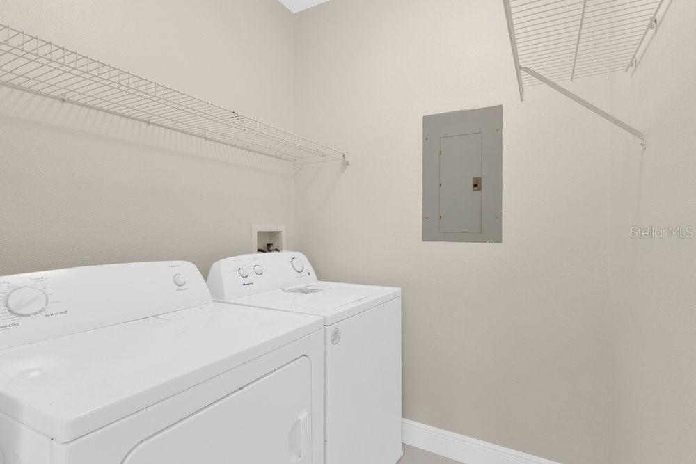 8801 VILLA VIEW CIR #207, ORLANDO, FL, 32821