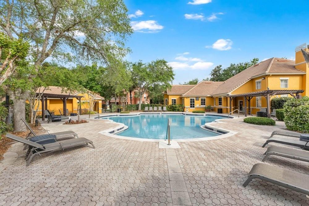 8801 VILLA VIEW CIR #207, ORLANDO, FL, 32821