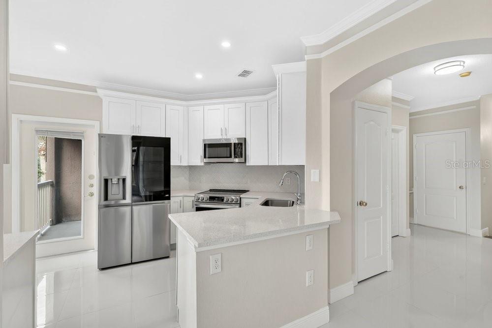 8801 VILLA VIEW CIR #207, ORLANDO, FL, 32821