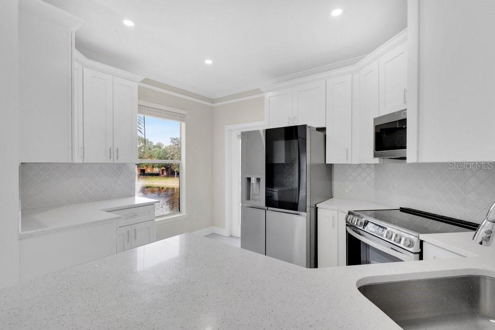 8801 VILLA VIEW CIR #207, ORLANDO, FL, 32821