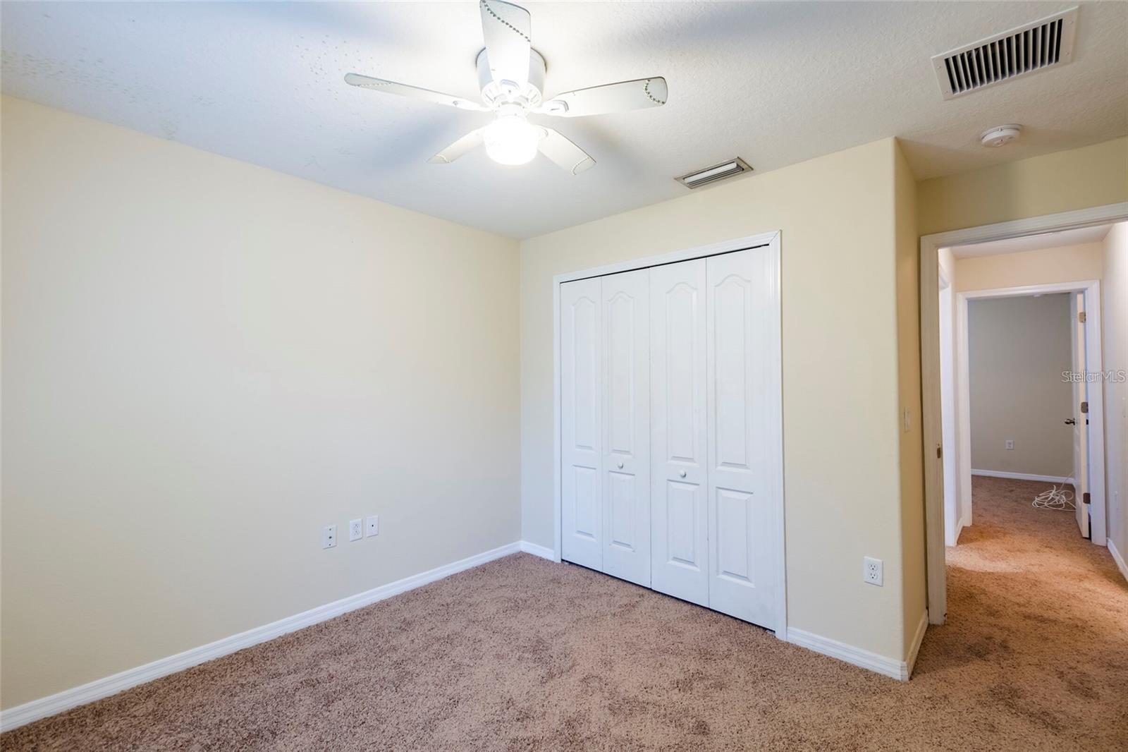 8117 ALAMOSA WOOD AVE, RUSKIN, FL, 33573