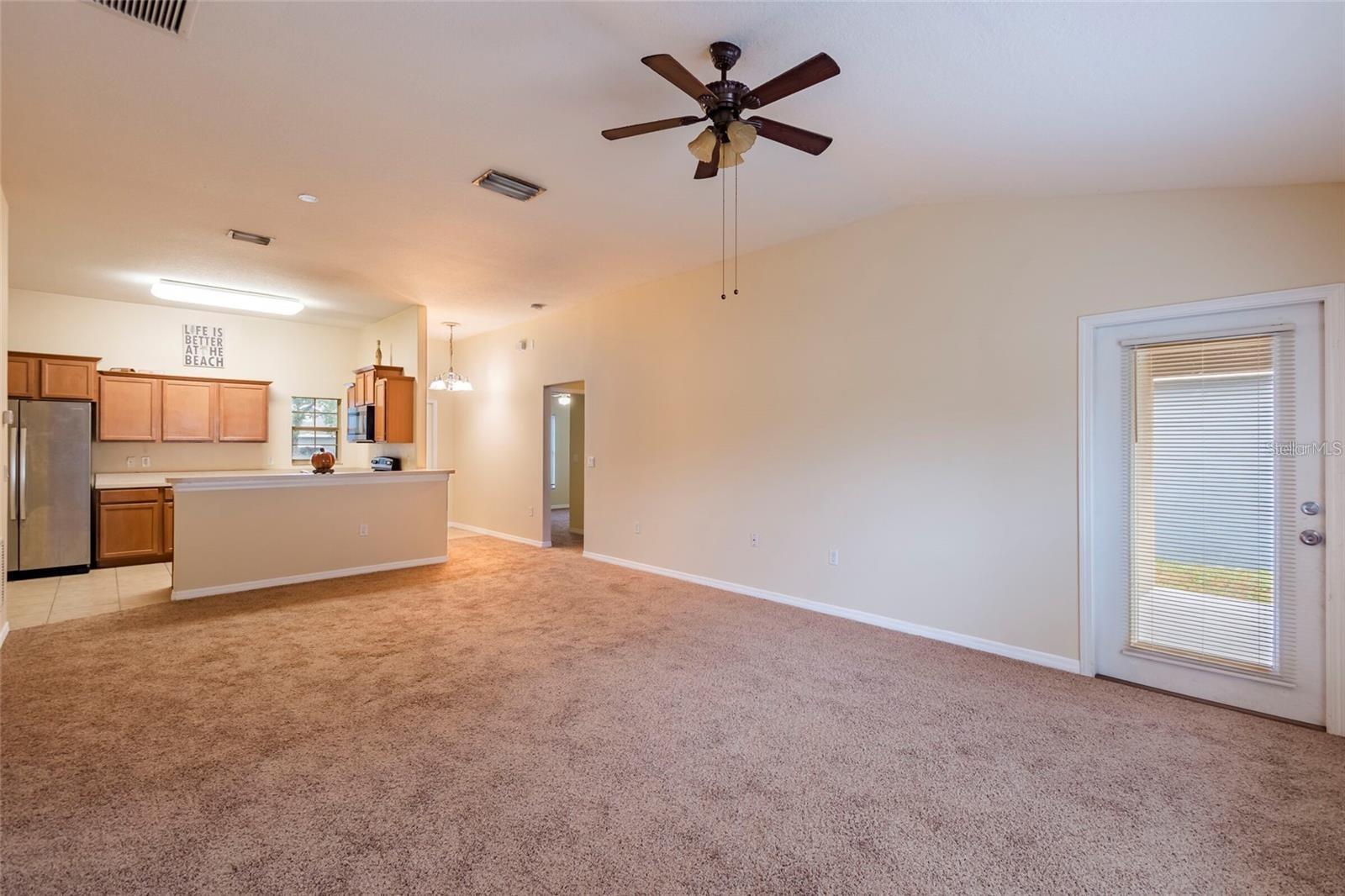8117 ALAMOSA WOOD AVE, RUSKIN, FL, 33573