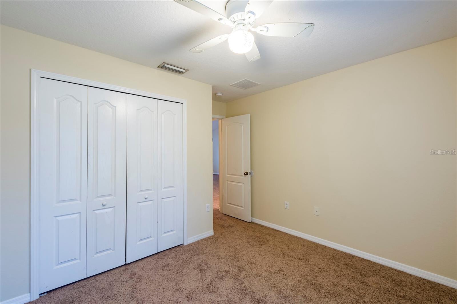 8117 ALAMOSA WOOD AVE, RUSKIN, FL, 33573