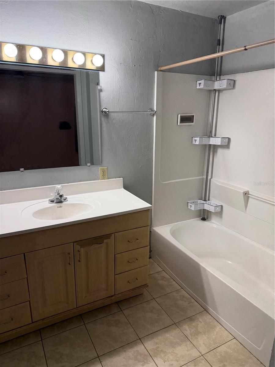 107 ELIAM RD, MELROSE, FL, 32666