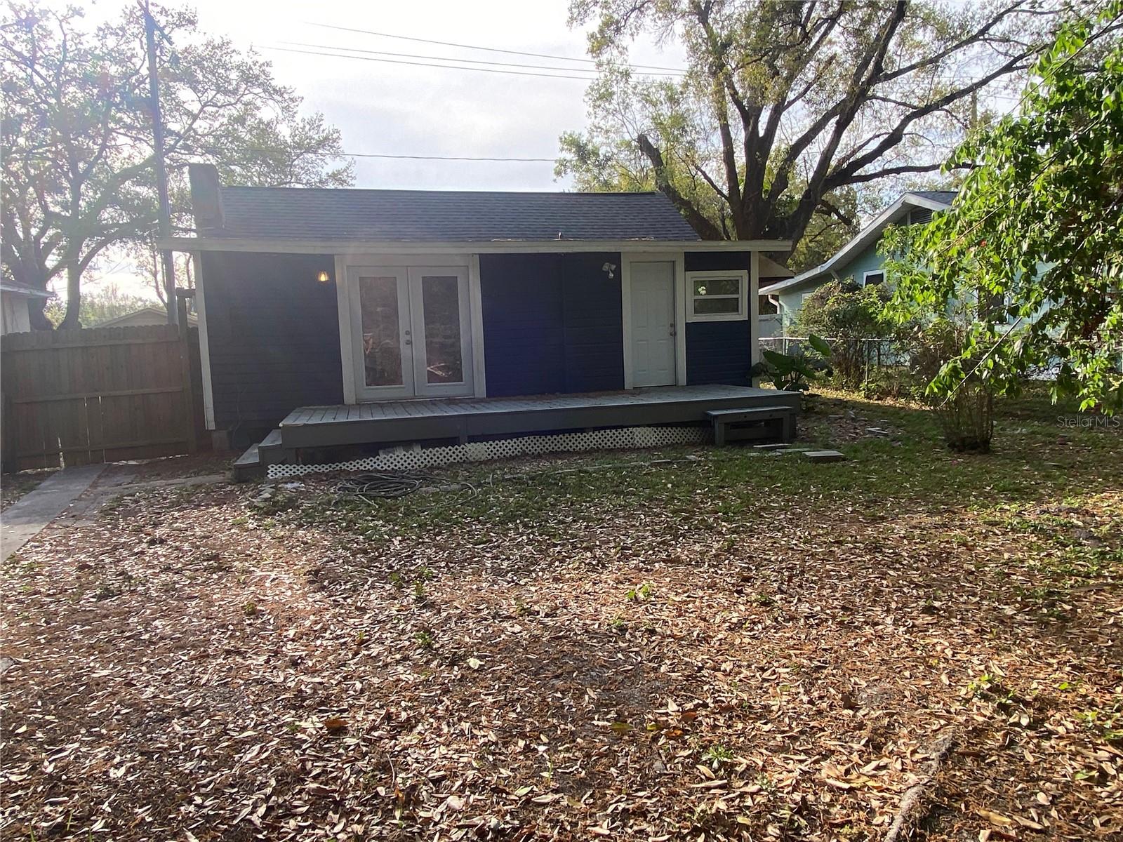 8105 N 12TH ST, TAMPA, FL, 33604