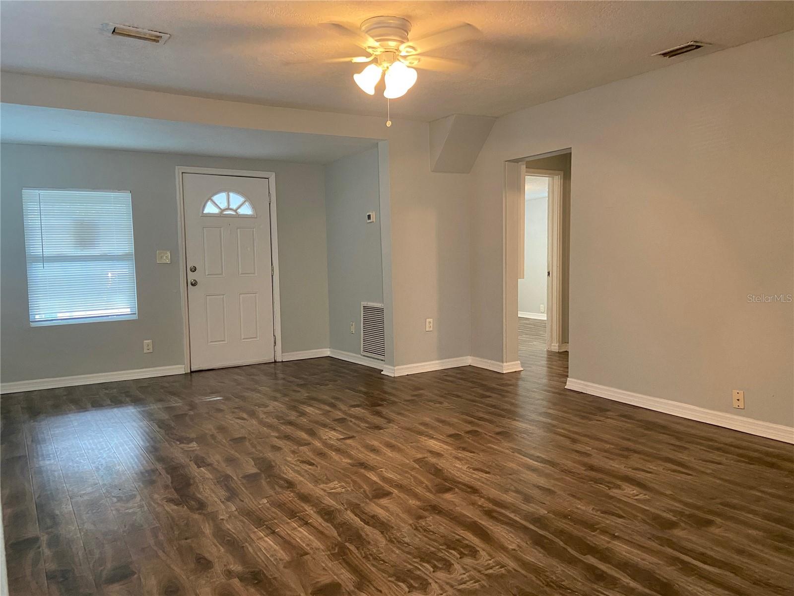 8105 N 12TH ST, TAMPA, FL, 33604