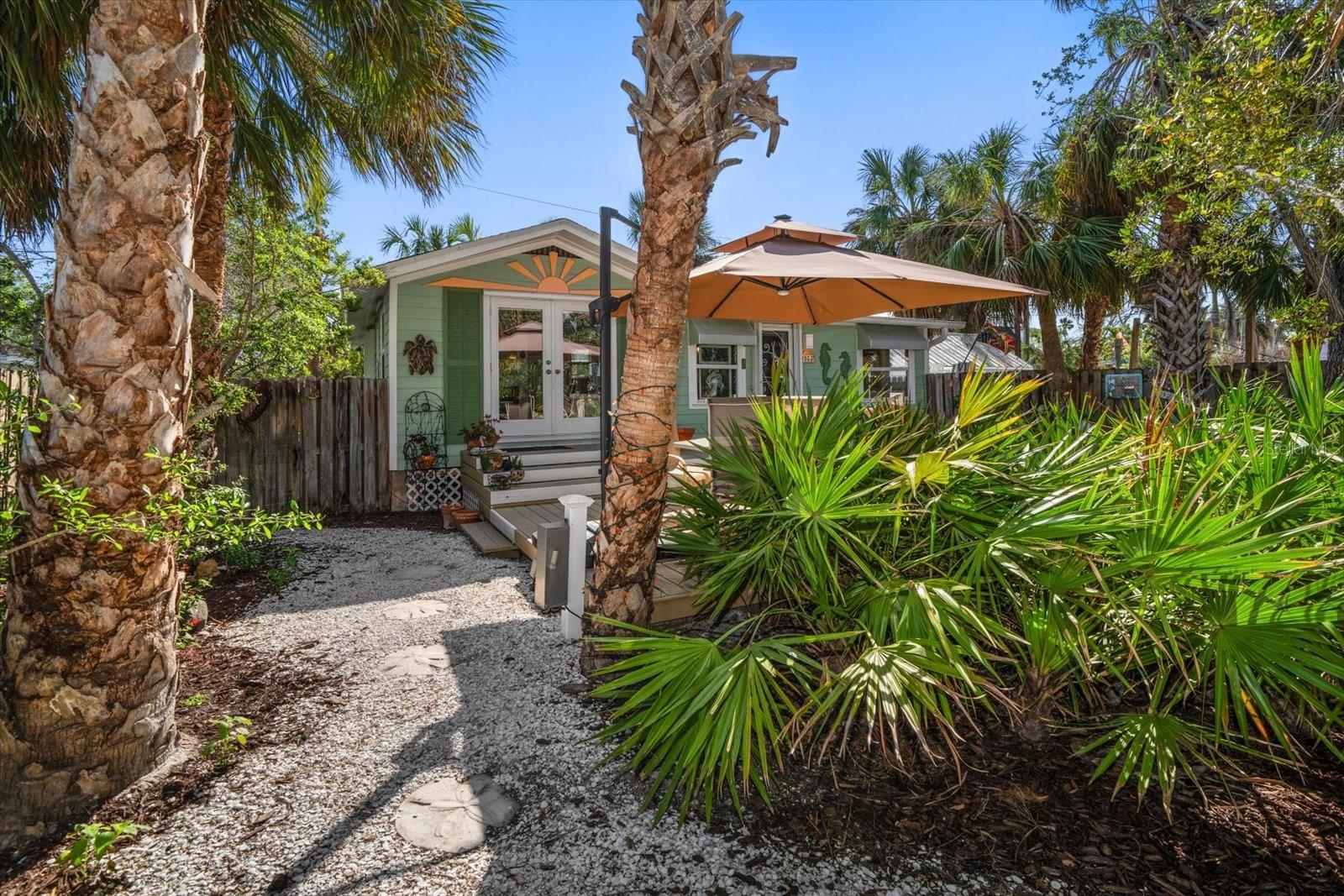 8403 W GULF BLVD, TREASURE ISLAND, FL, 33706