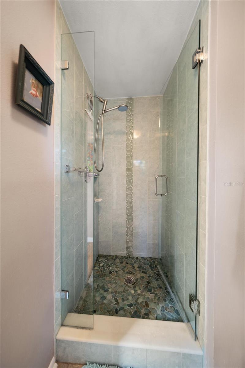 8403 W GULF BLVD, TREASURE ISLAND, FL, 33706