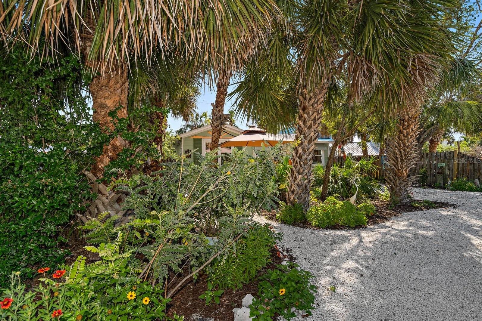 8403 W GULF BLVD, TREASURE ISLAND, FL, 33706