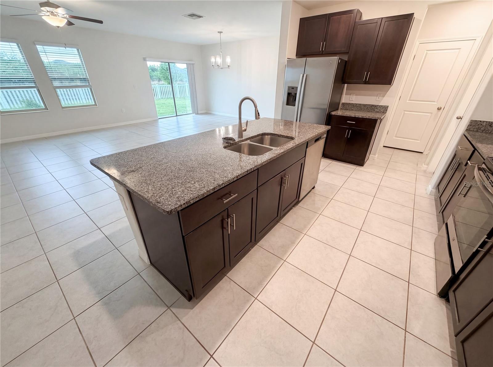 11849 BLACKEYED SUSAN DR, RIVERVIEW, FL, 33579