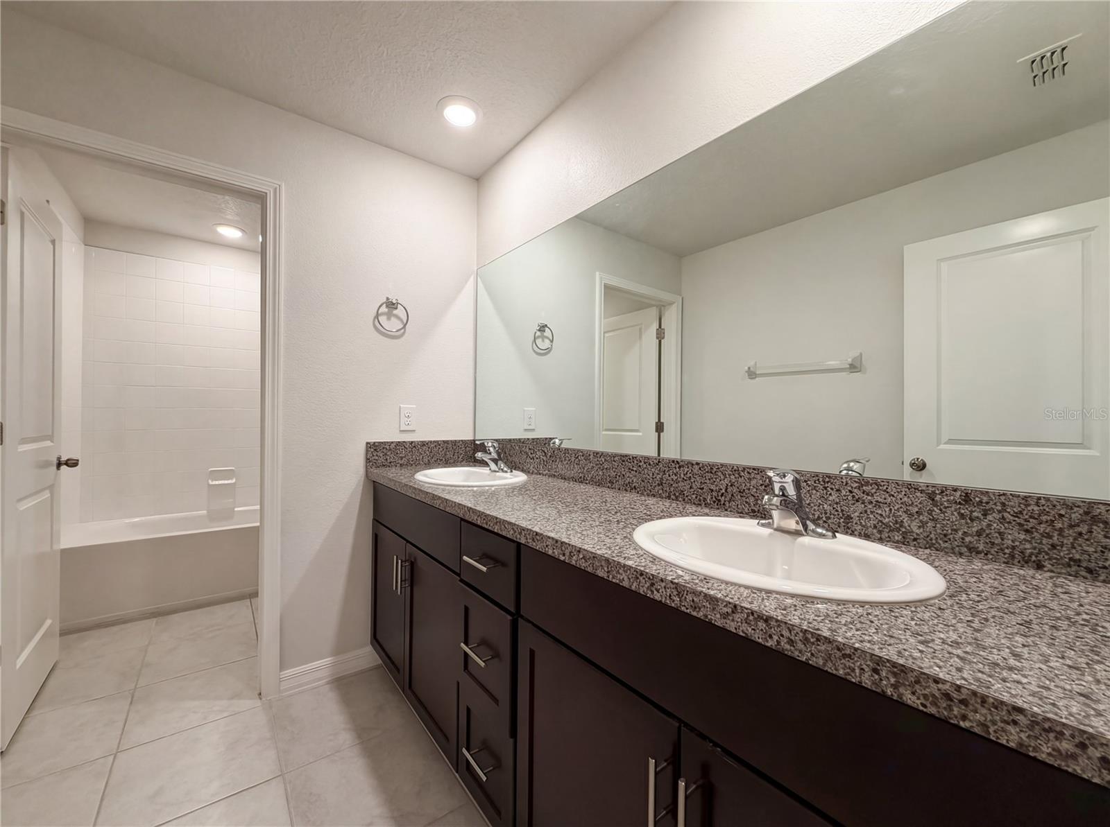 11849 BLACKEYED SUSAN DR, RIVERVIEW, FL, 33579