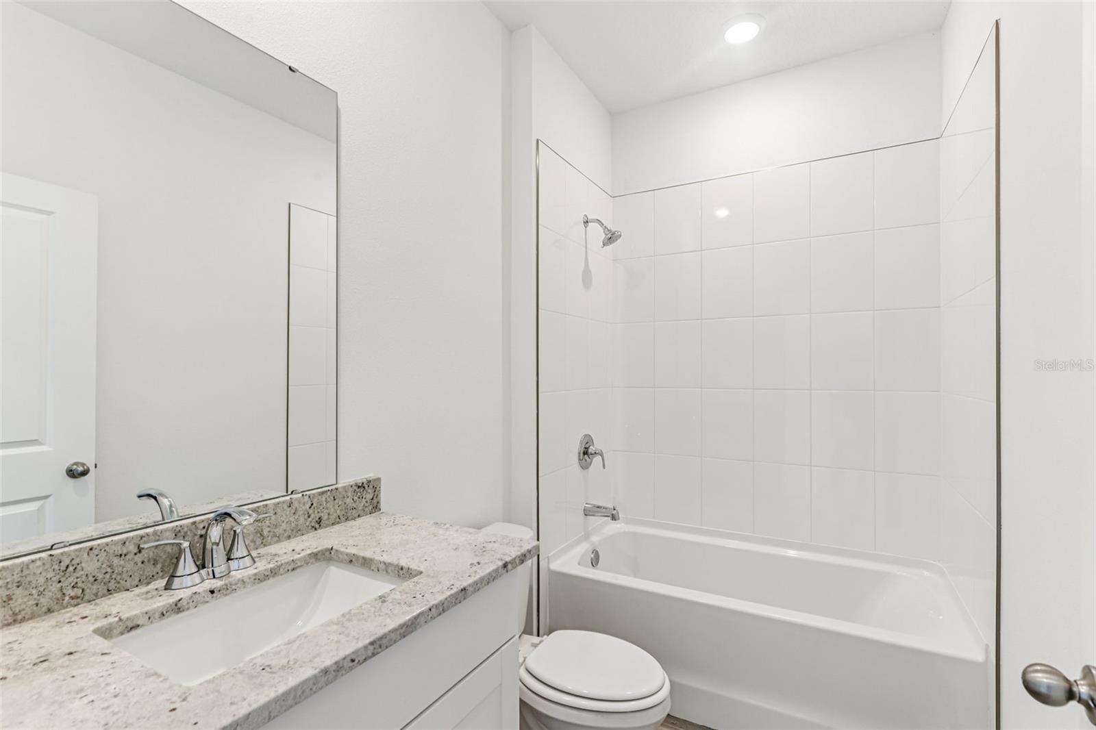 61 ARARAT DR, PALM COAST, FL, 32137