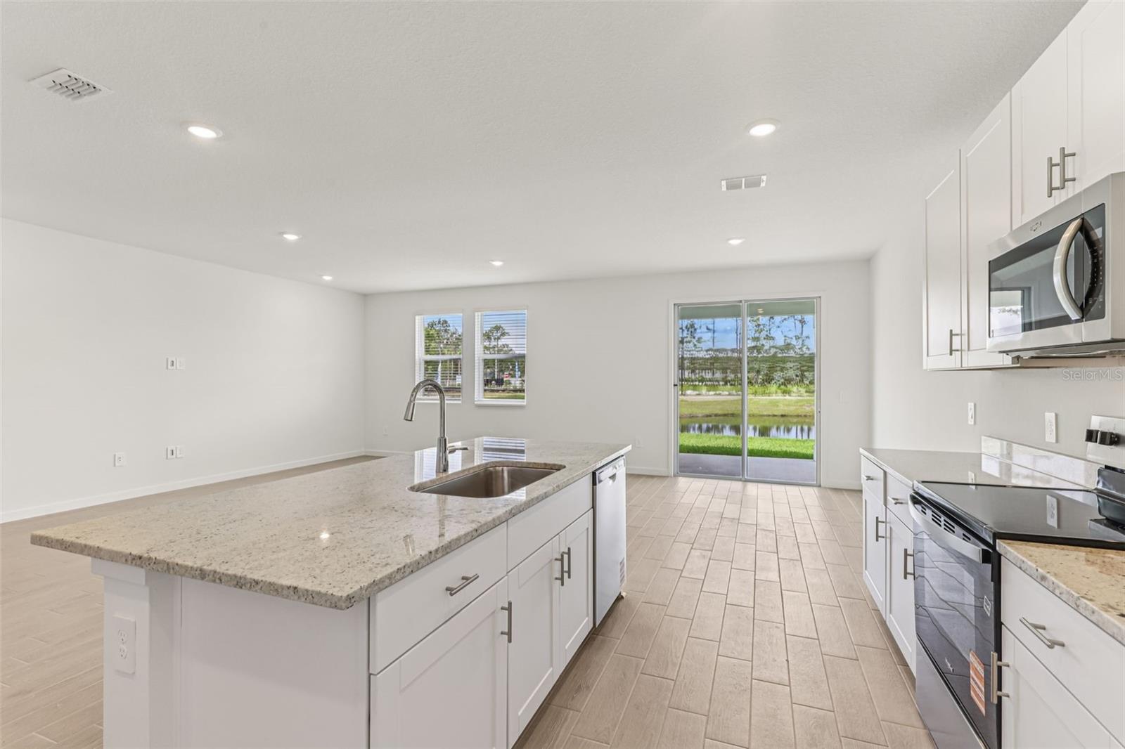 61 ARARAT DR, PALM COAST, FL, 32137