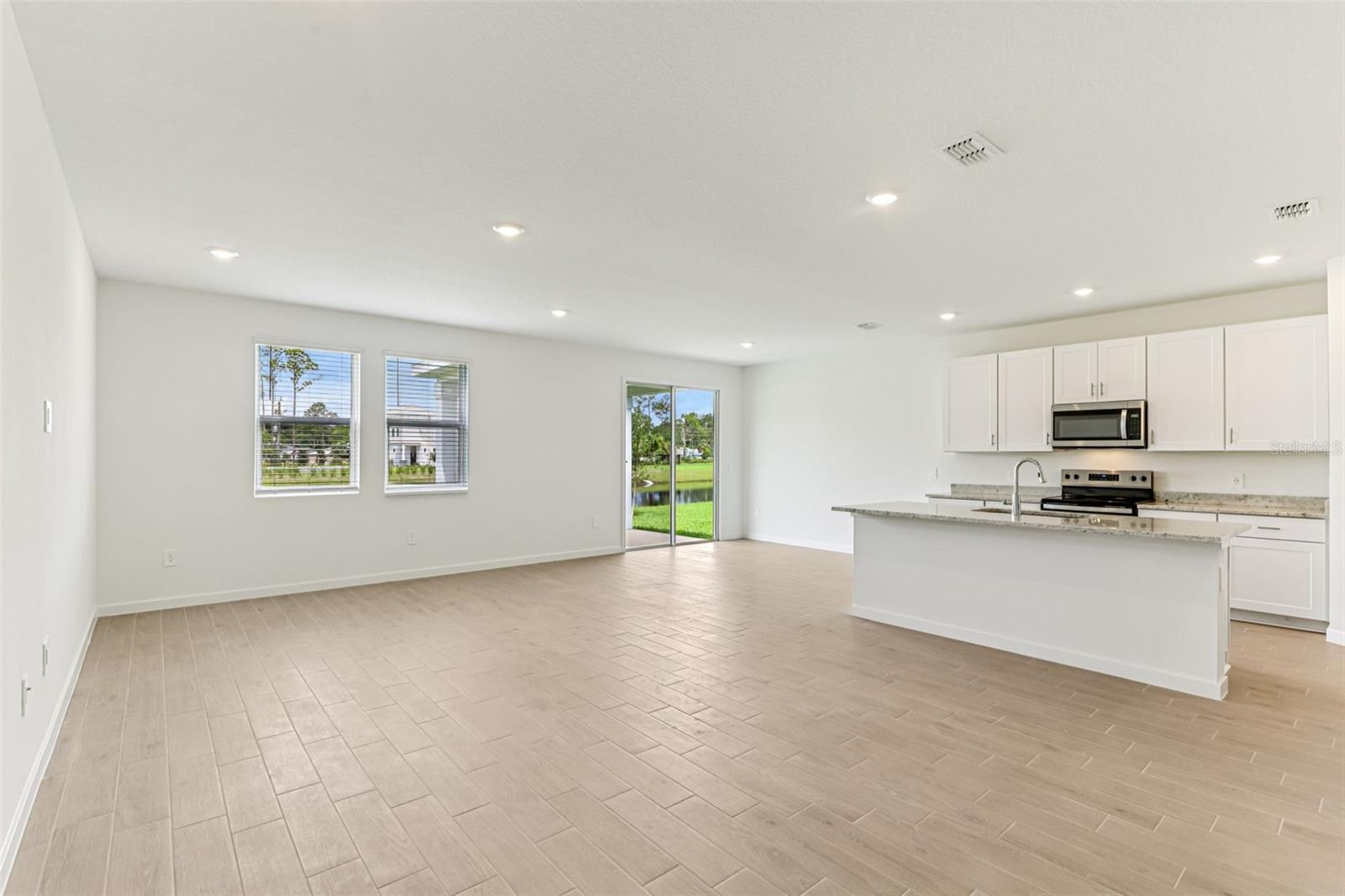 61 ARARAT DR, PALM COAST, FL, 32137