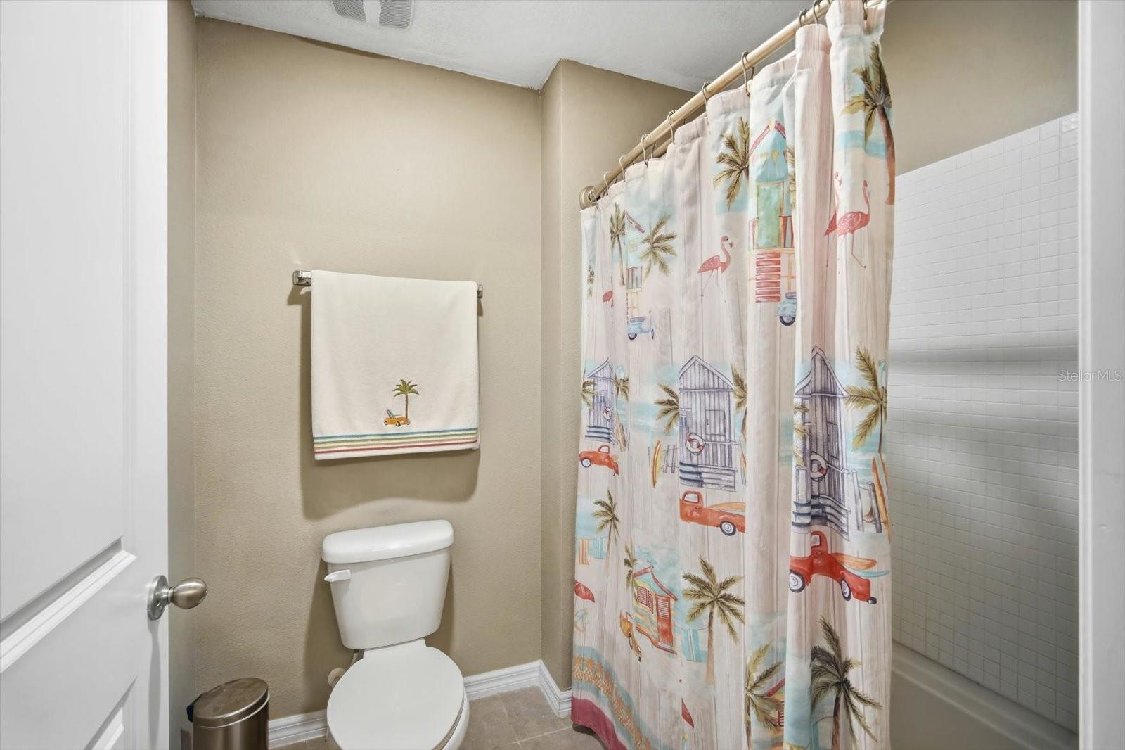 8201 BILSTON VILLAGE LN, GIBSONTON, FL, 33534