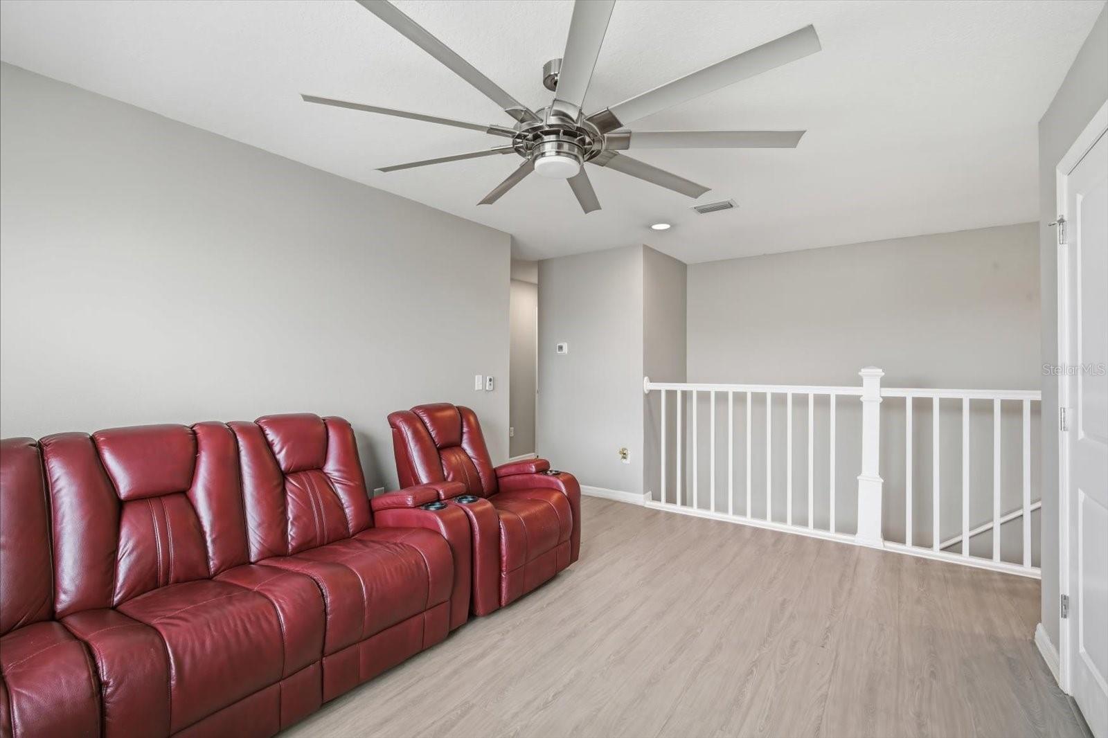 8201 BILSTON VILLAGE LN, GIBSONTON, FL, 33534