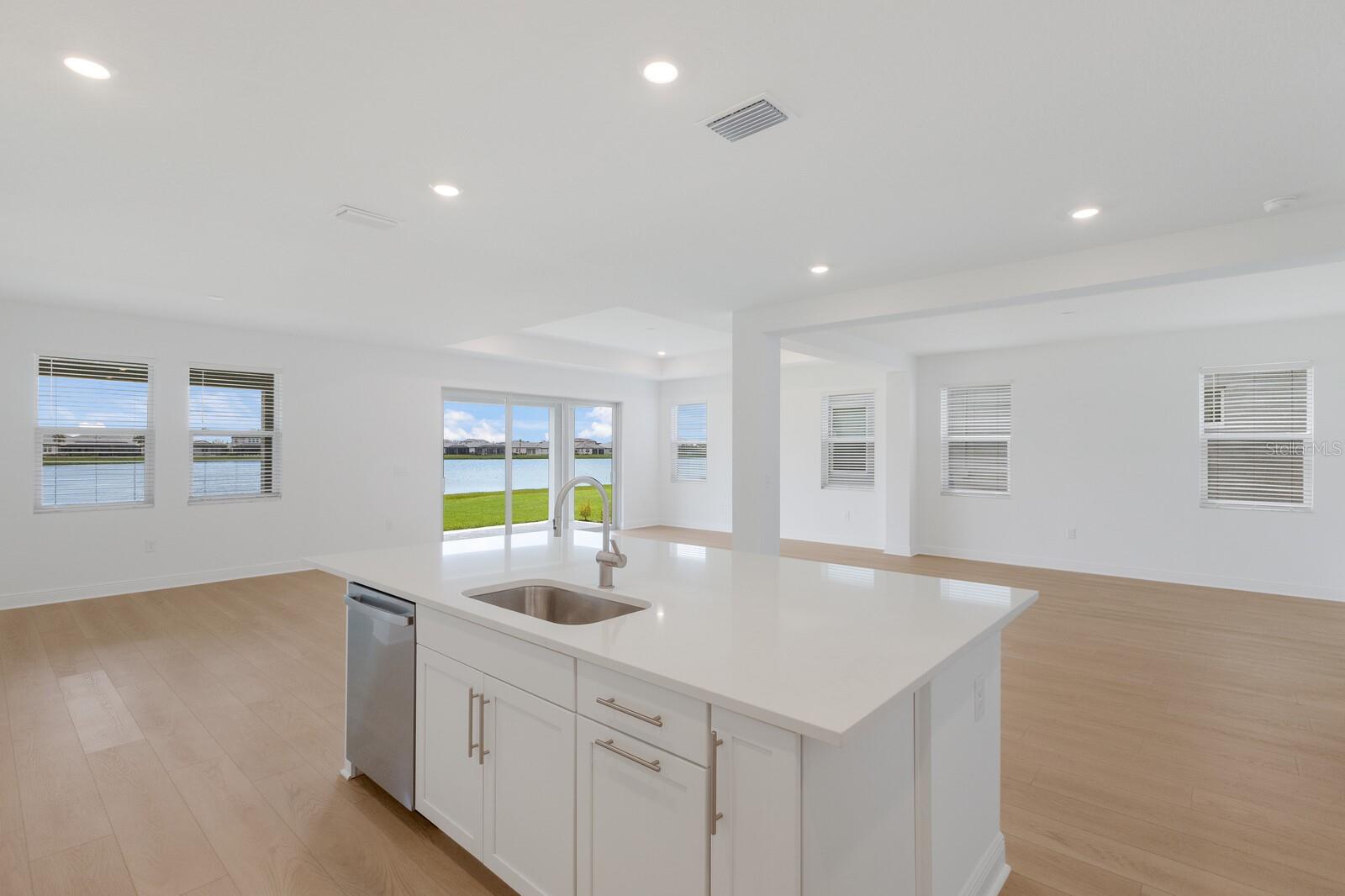 4611 SWEET RETREAT RUN, LAKEWOOD RANCH, FL, 34211