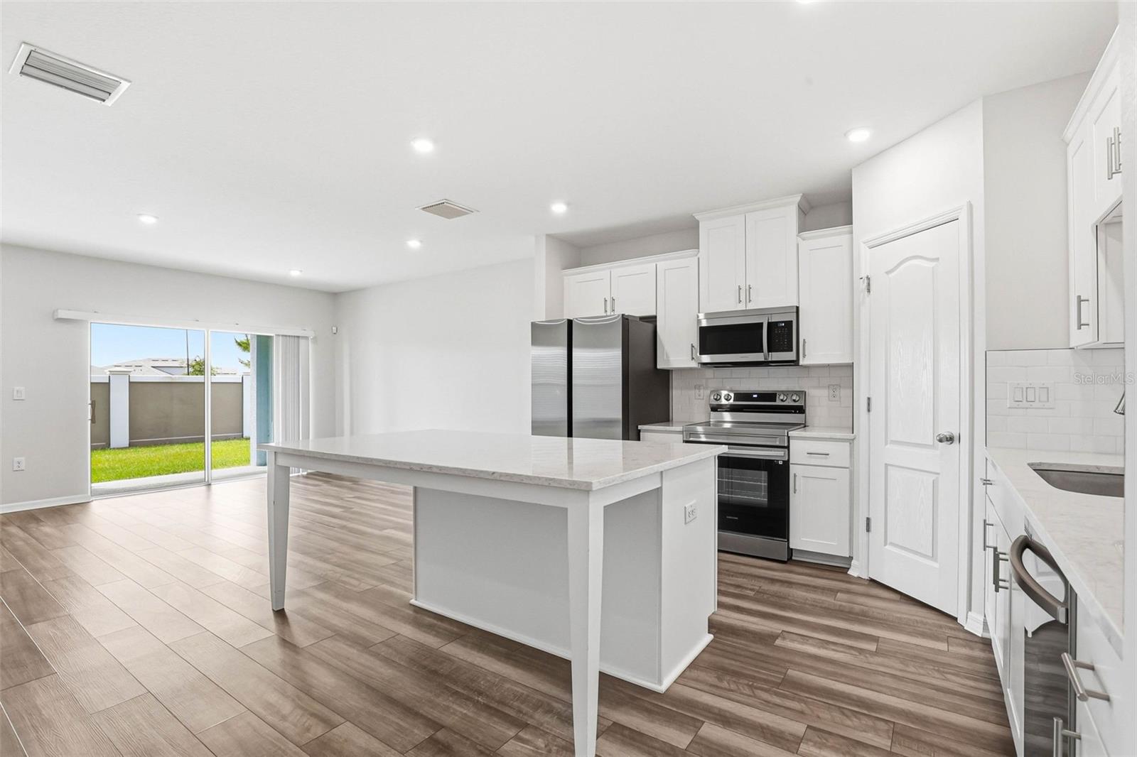 10715 IRONWOOD TREE WAY, SAN ANTONIO, FL, 33576