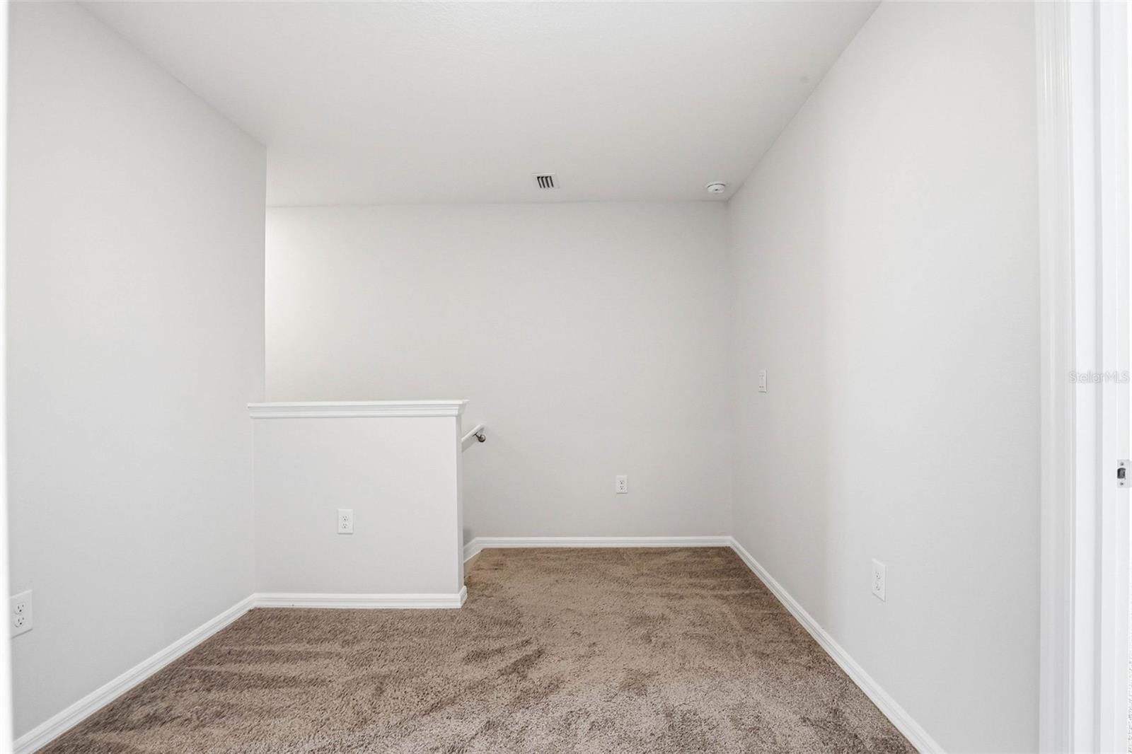 10715 IRONWOOD TREE WAY, SAN ANTONIO, FL, 33576