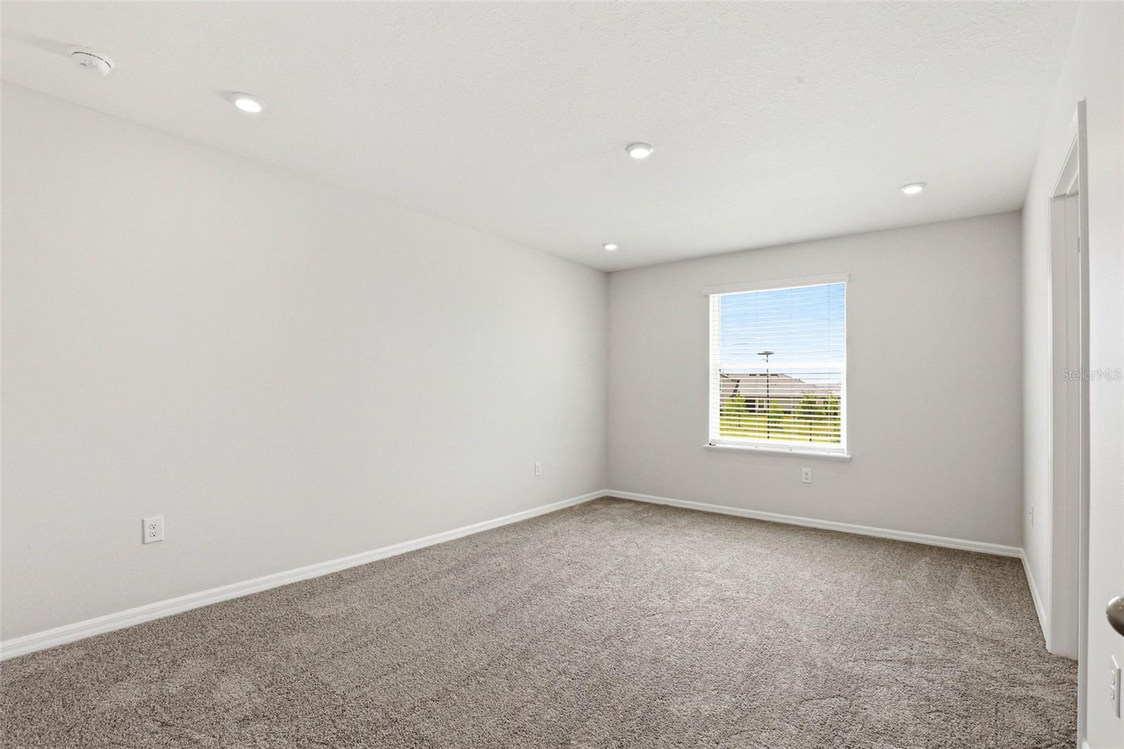 10715 IRONWOOD TREE WAY, SAN ANTONIO, FL, 33576