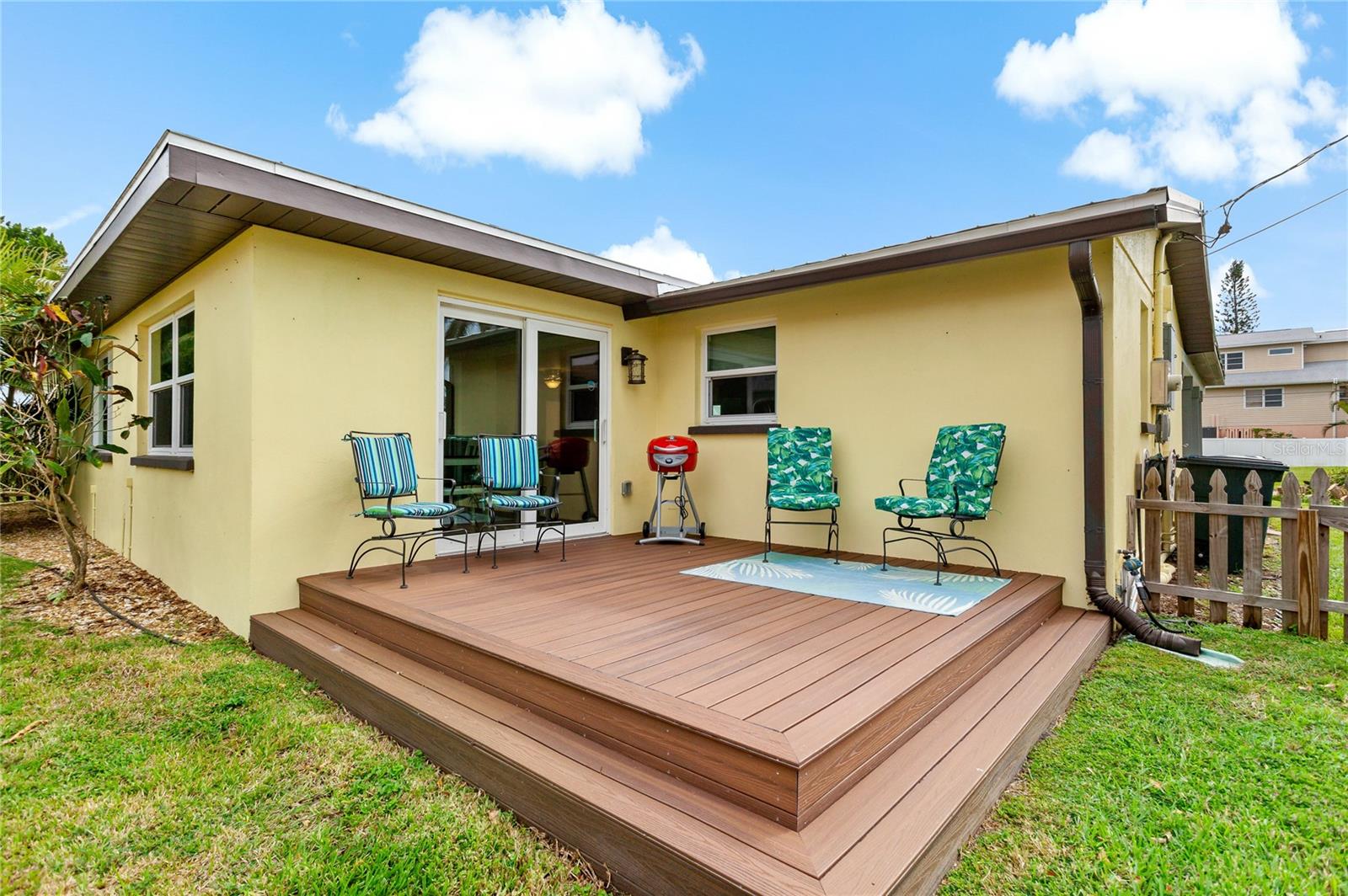 1675 BLAKEMORE LN, SARASOTA, FL, 34231