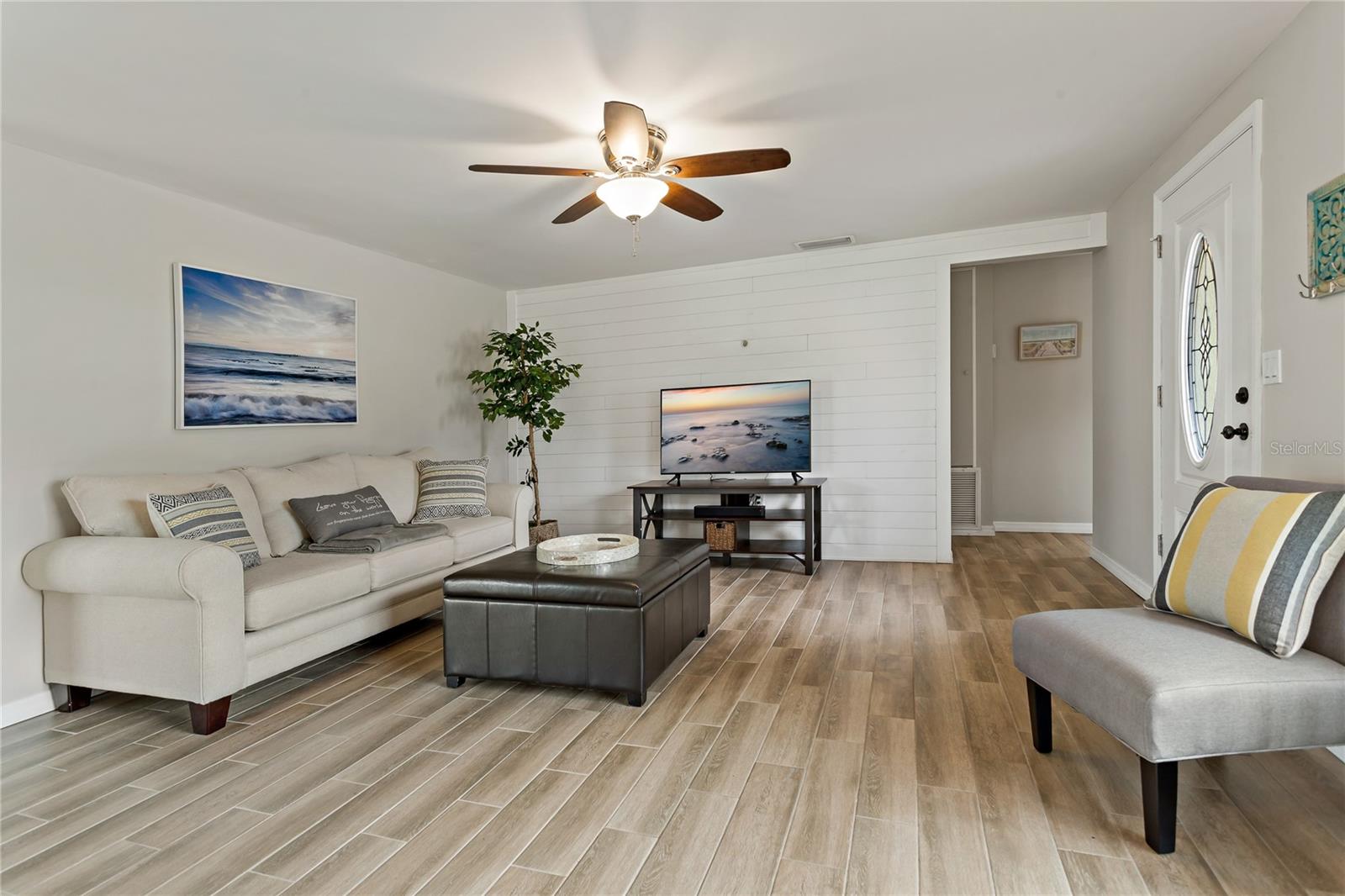 1675 BLAKEMORE LN, SARASOTA, FL, 34231