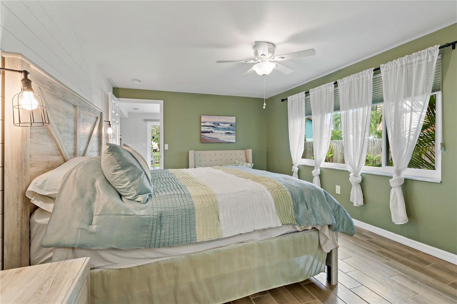 1675 BLAKEMORE LN, SARASOTA, FL, 34231