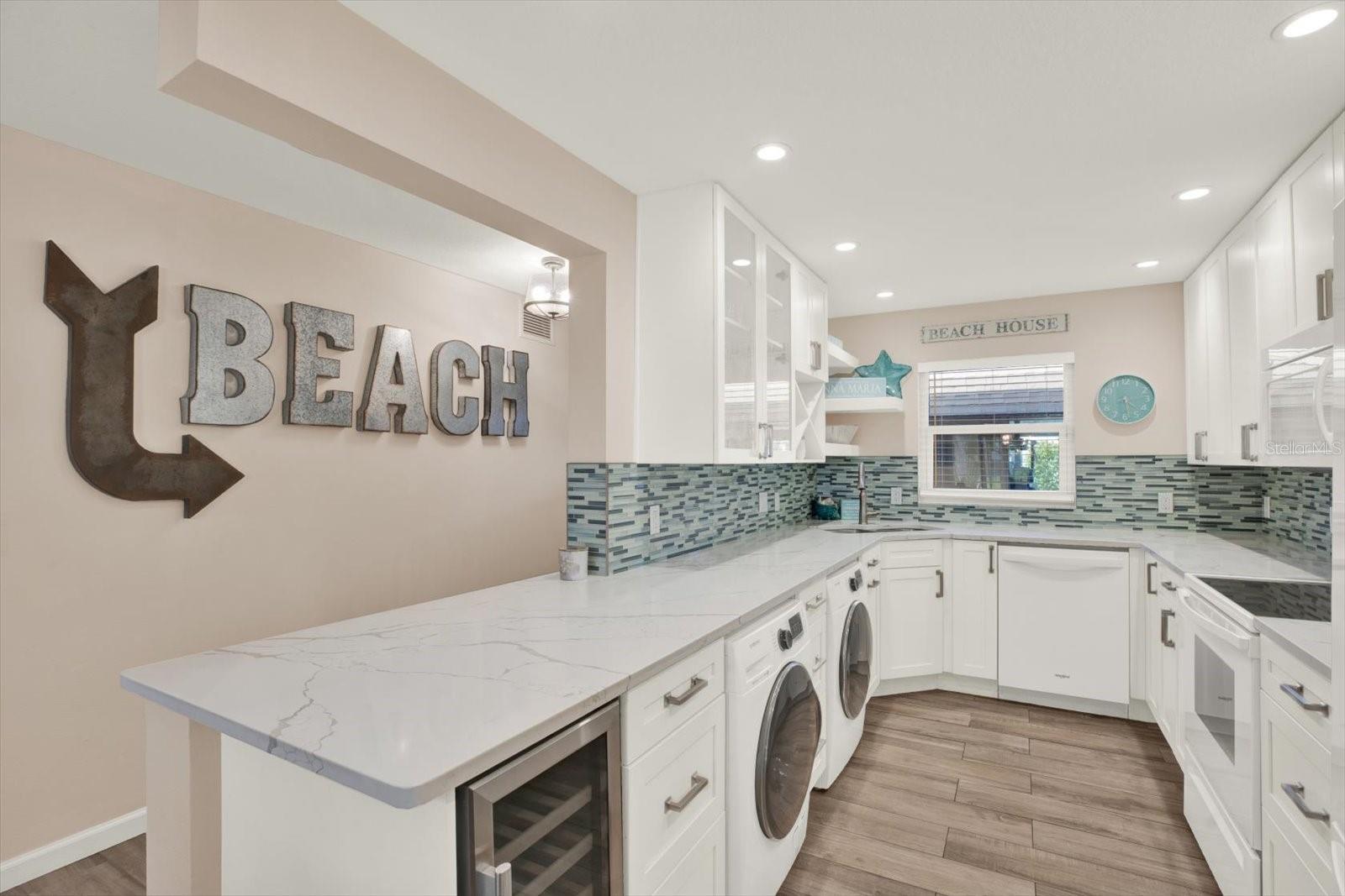 4307 GULF DR #103, HOLMES BEACH, FL, 34217