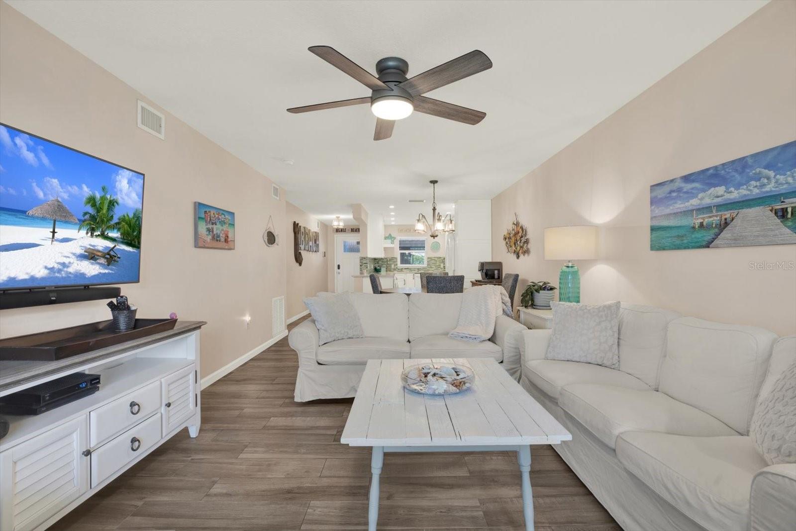 4307 GULF DR #103, HOLMES BEACH, FL, 34217