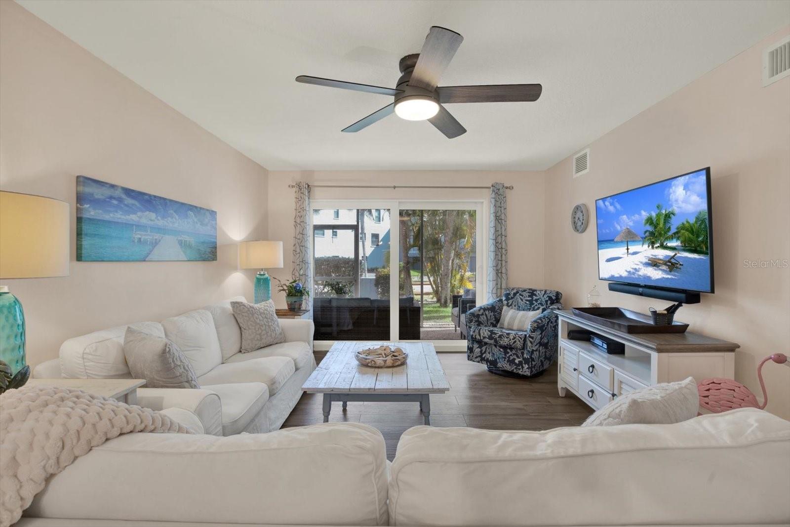 4307 GULF DR #103, HOLMES BEACH, FL, 34217