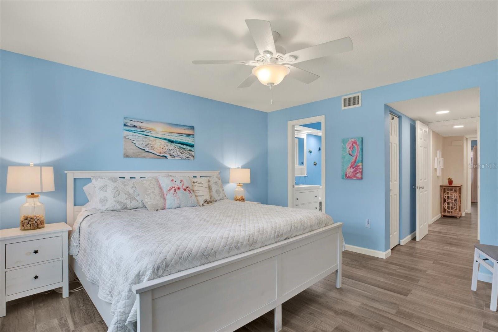 4307 GULF DR #103, HOLMES BEACH, FL, 34217