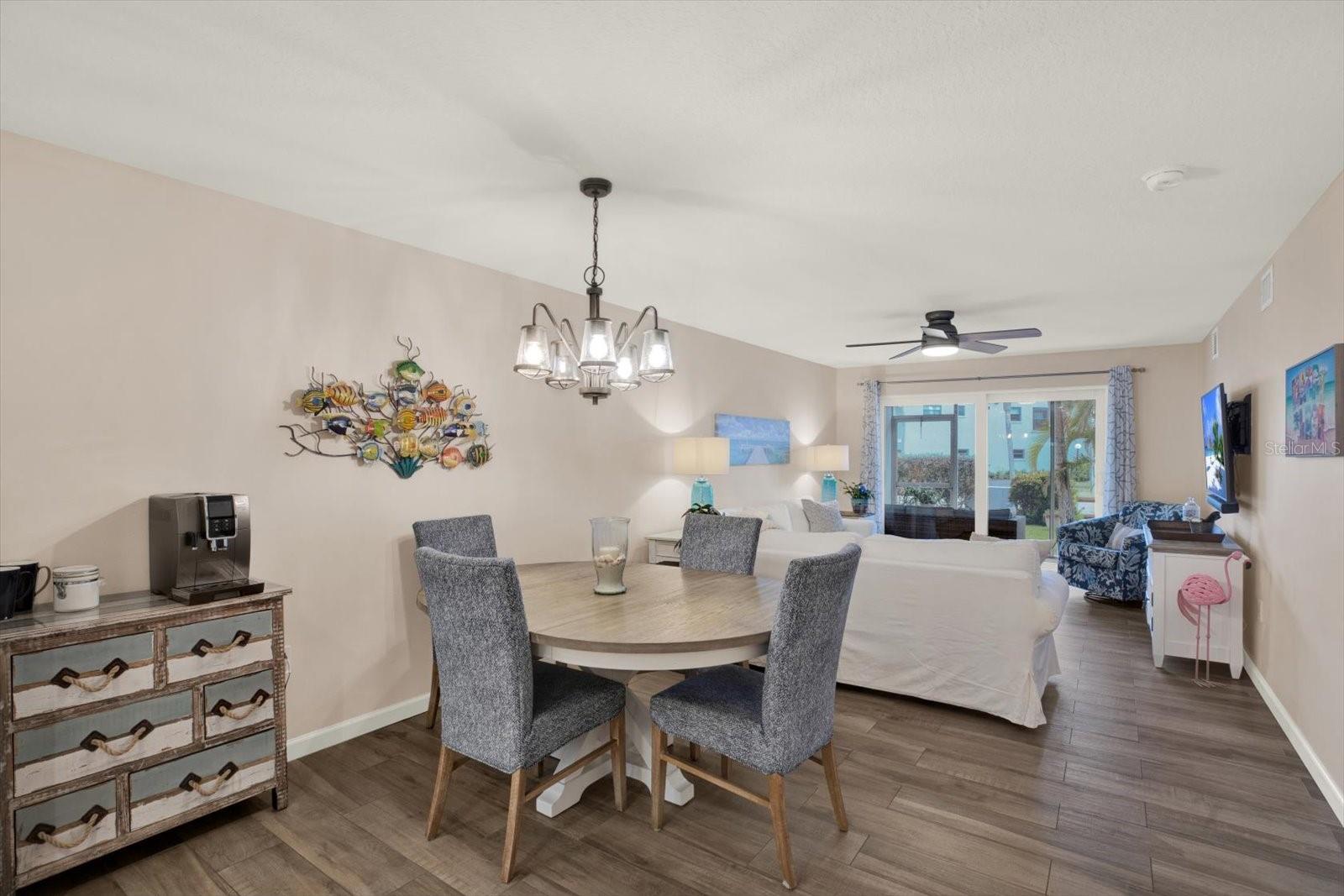 4307 GULF DR #103, HOLMES BEACH, FL, 34217