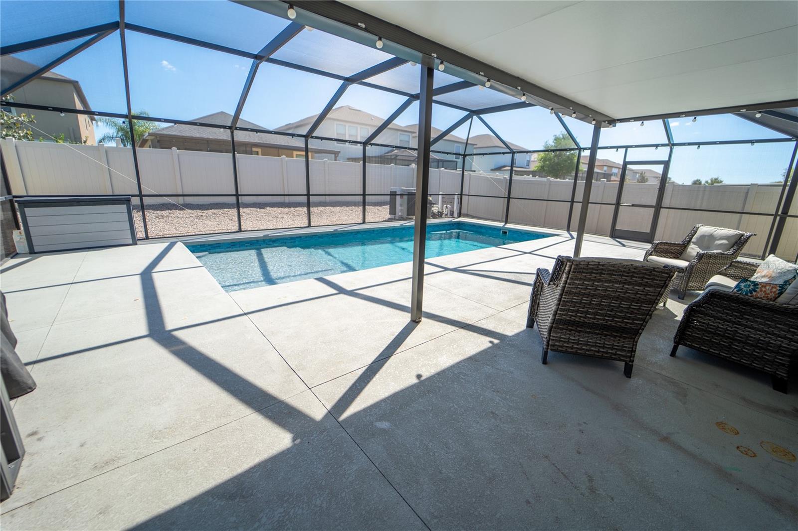 EXPANSIVE PATIO AREA