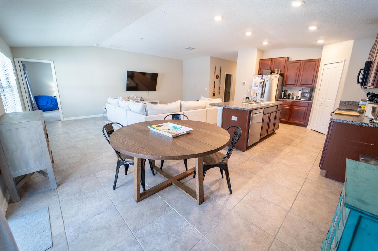 MASSIVE GREAT ROOM/KITCHEN/DINING AREA