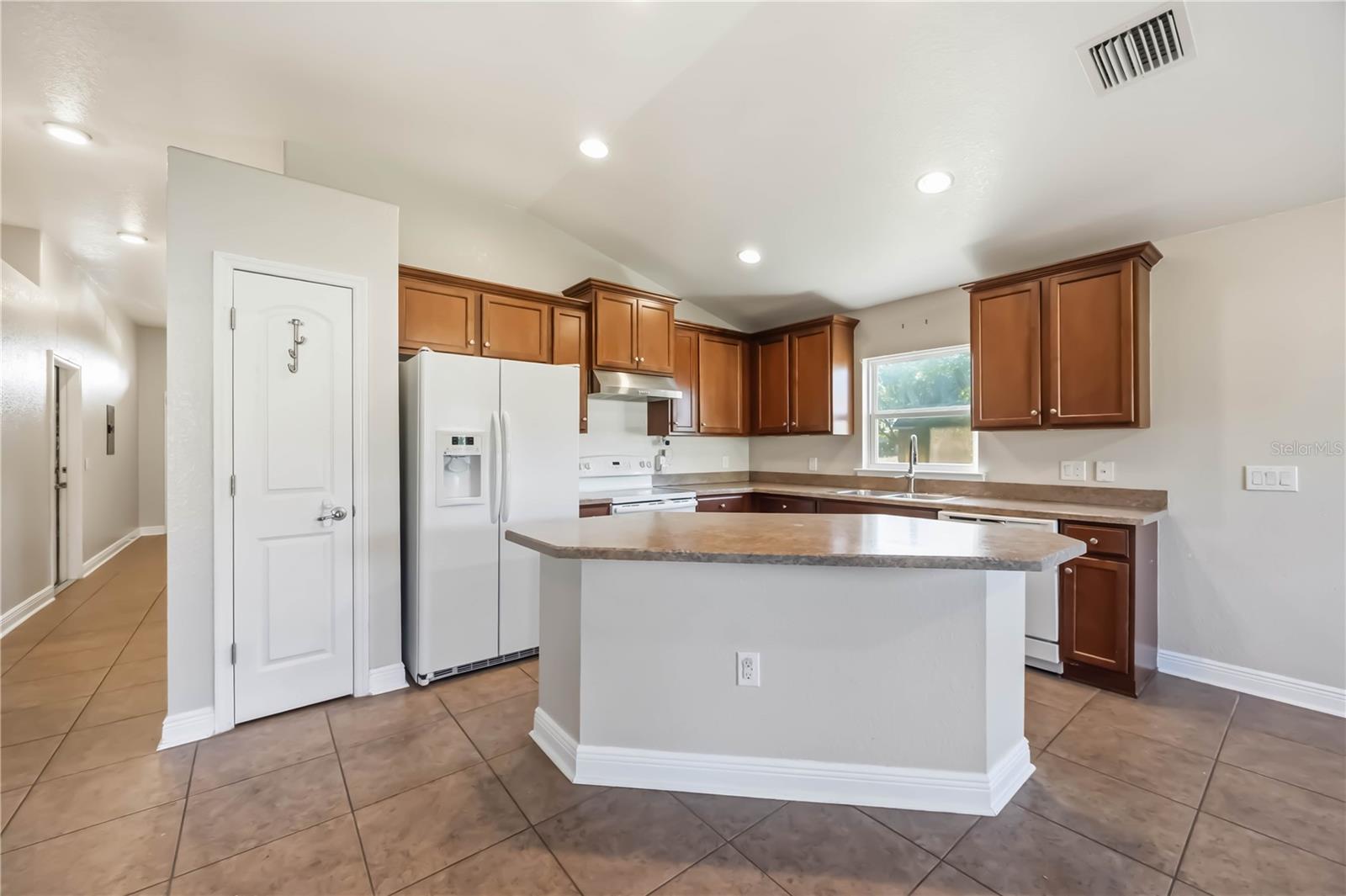 9984 SPRING GULCH LN, PUNTA GORDA, FL, 33950