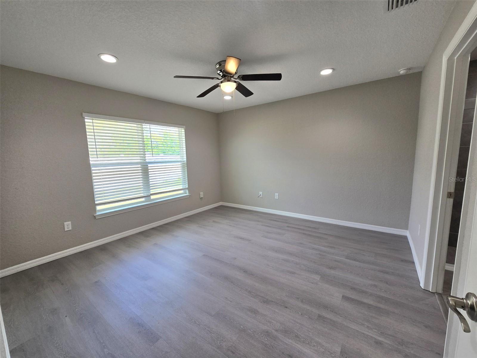 10864 SE 66TH TER, BELLEVIEW, FL, 34420