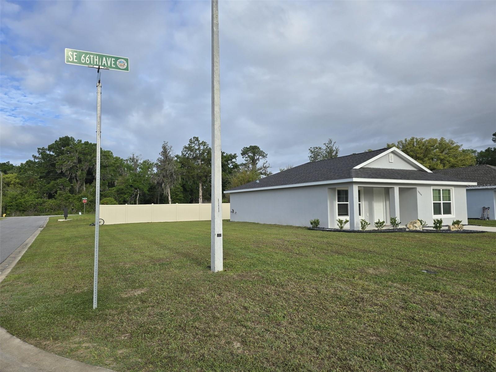 10864 SE 66TH TER, BELLEVIEW, FL, 34420
