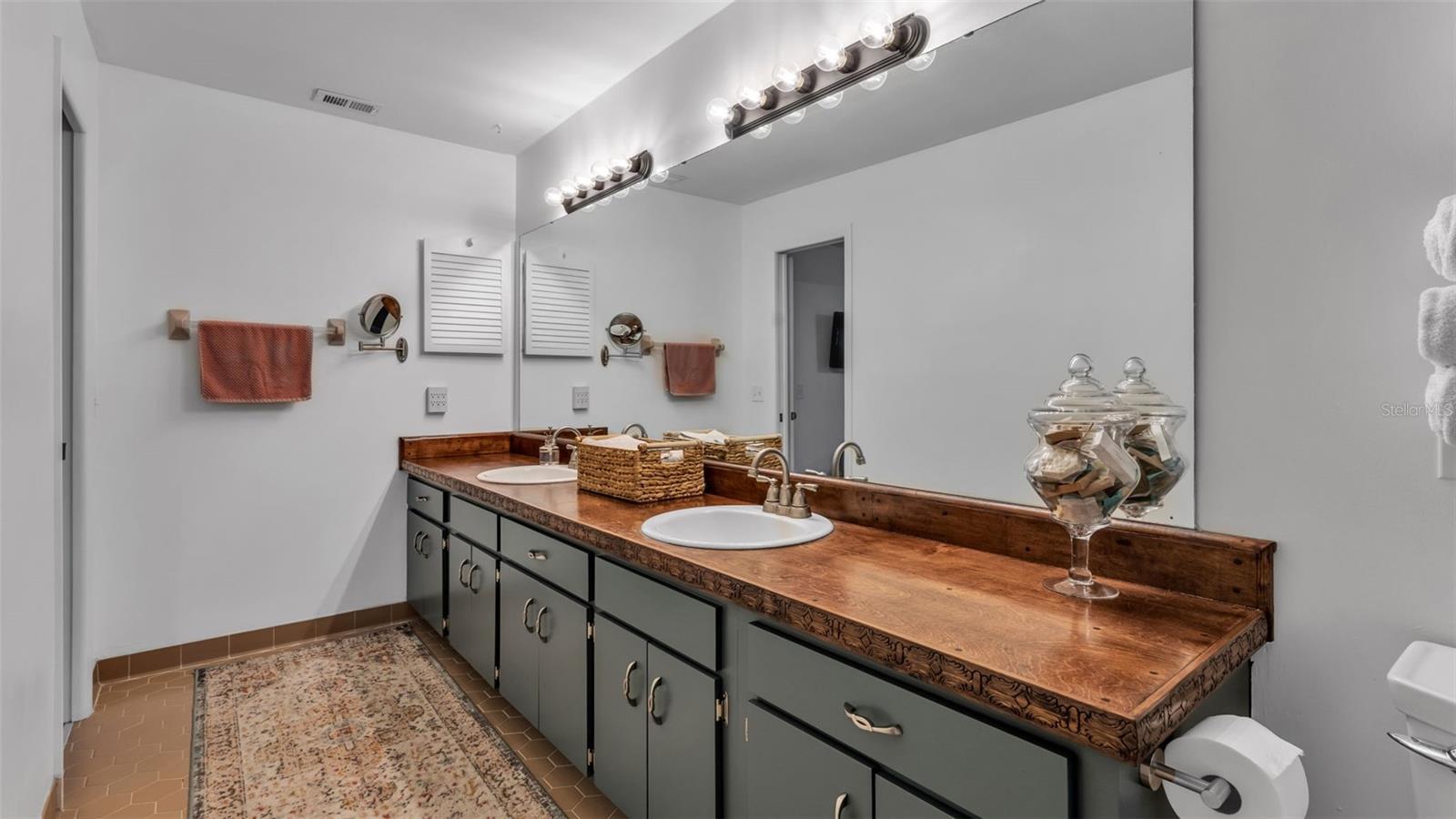 135 COUNTRY CLUB LN, MULBERRY, FL, 33860