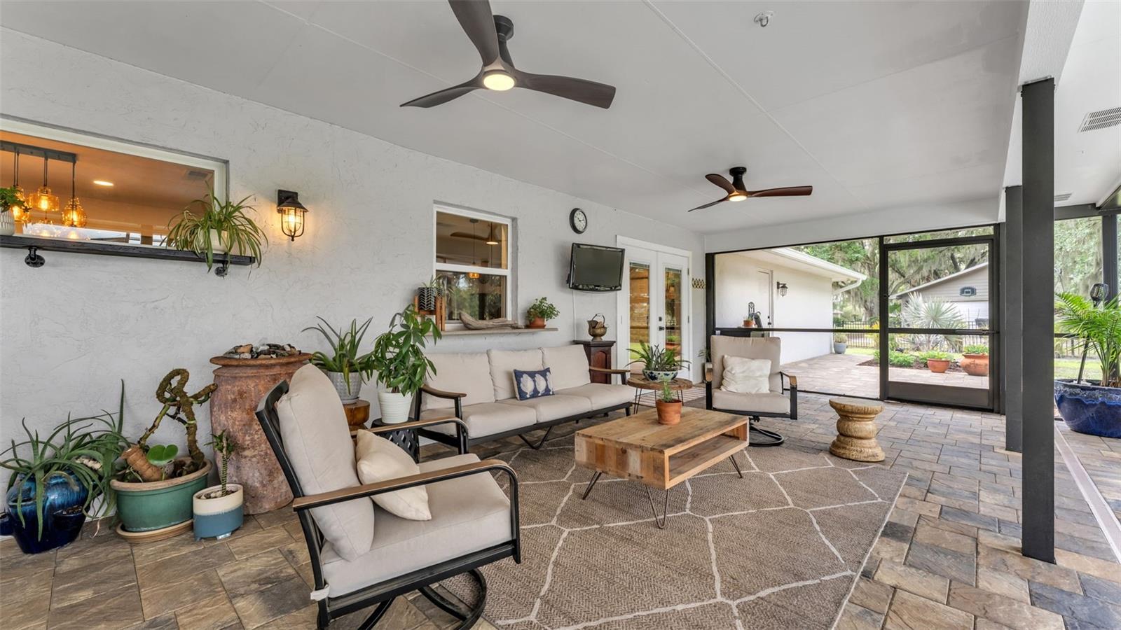 135 COUNTRY CLUB LN, MULBERRY, FL, 33860