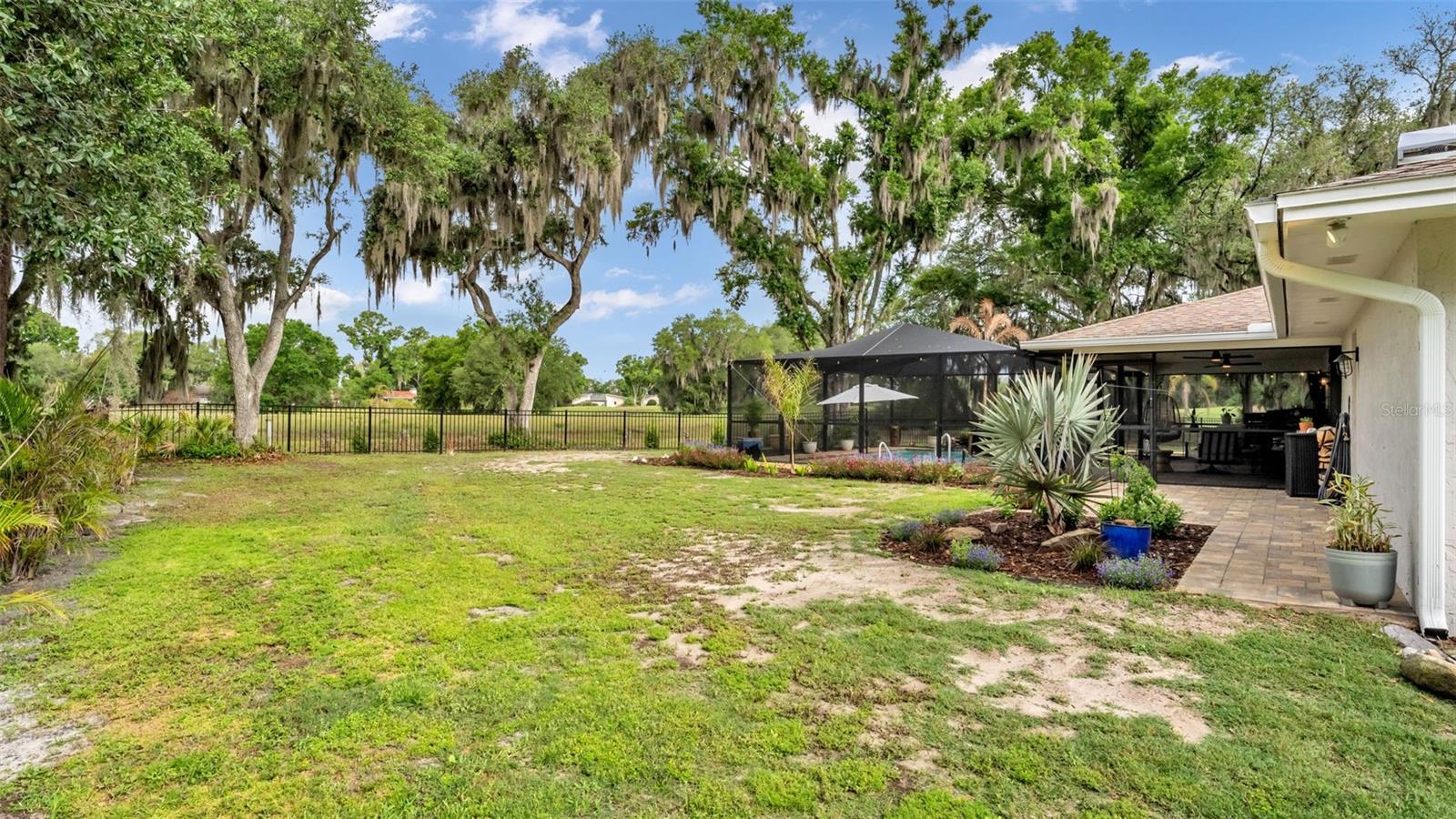 135 COUNTRY CLUB LN, MULBERRY, FL, 33860