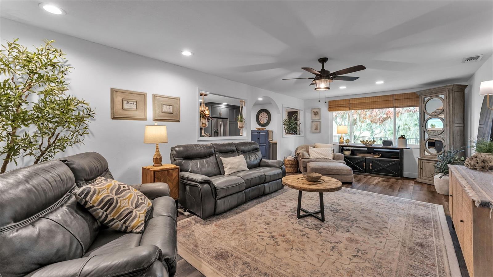 135 COUNTRY CLUB LN, MULBERRY, FL, 33860
