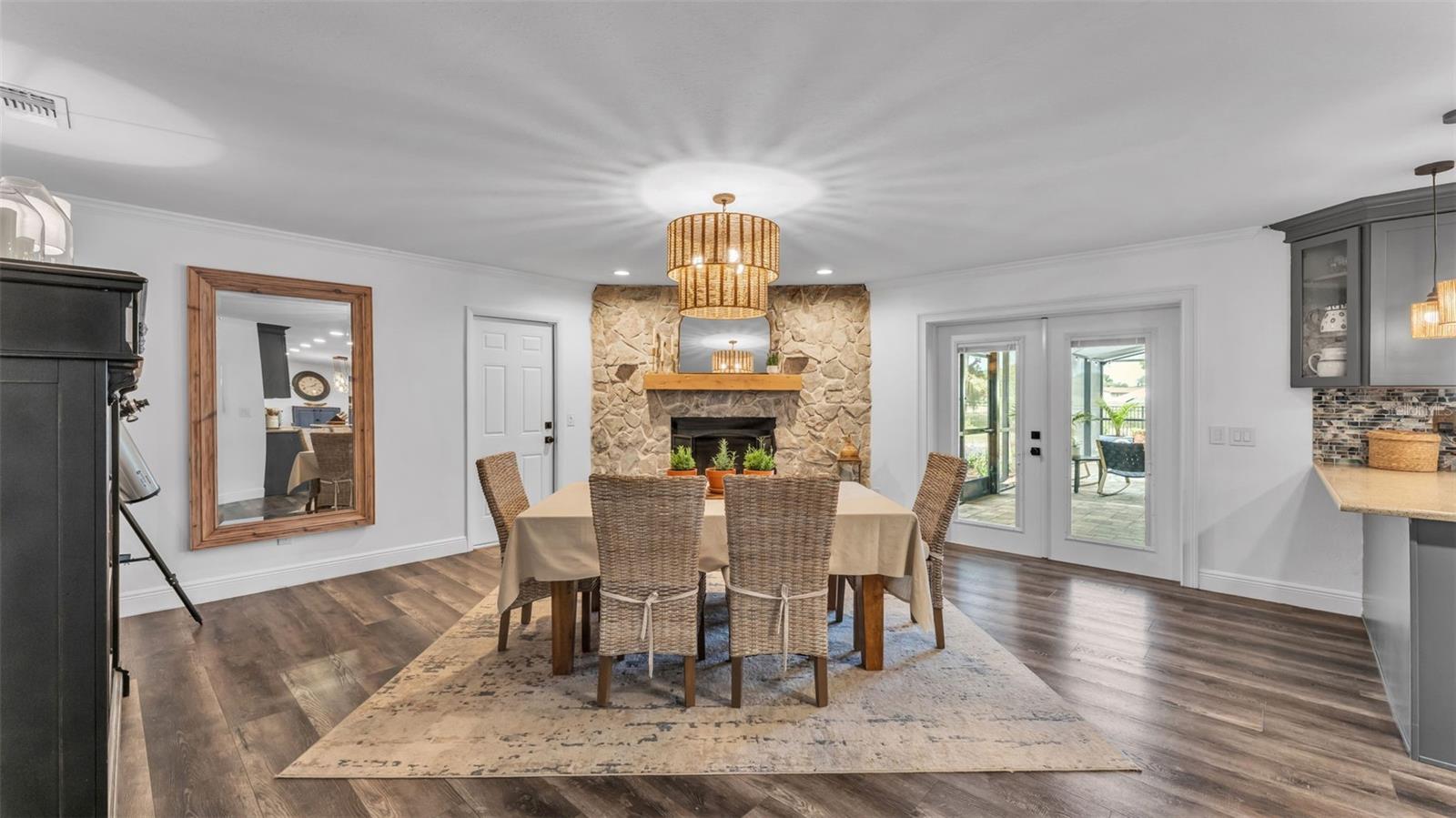 135 COUNTRY CLUB LN, MULBERRY, FL, 33860
