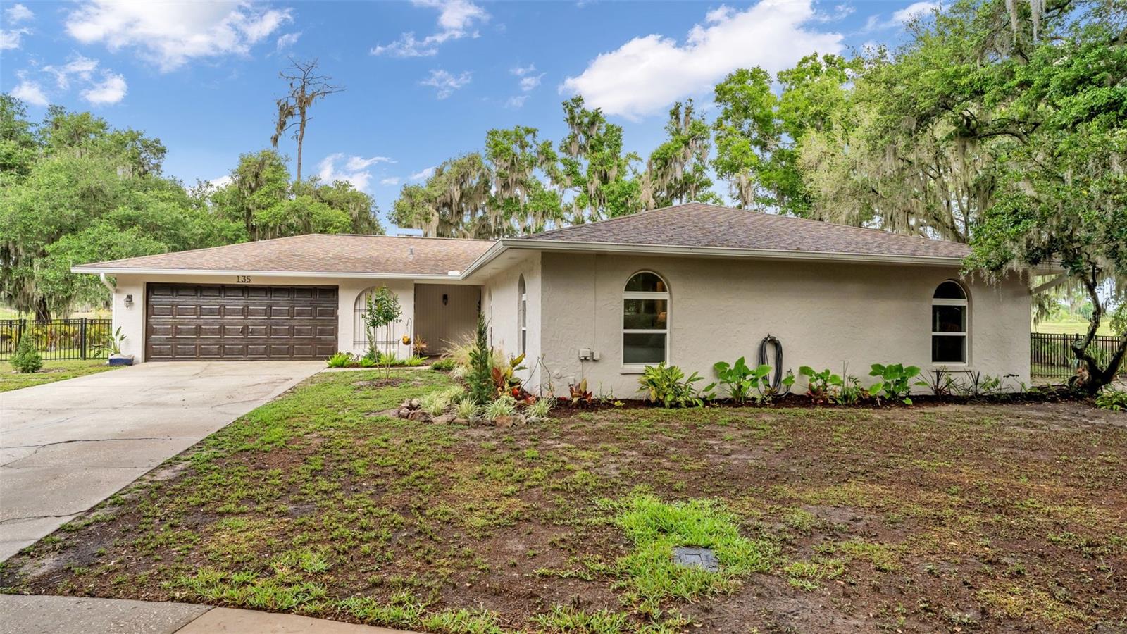 135 COUNTRY CLUB LN, MULBERRY, FL, 33860