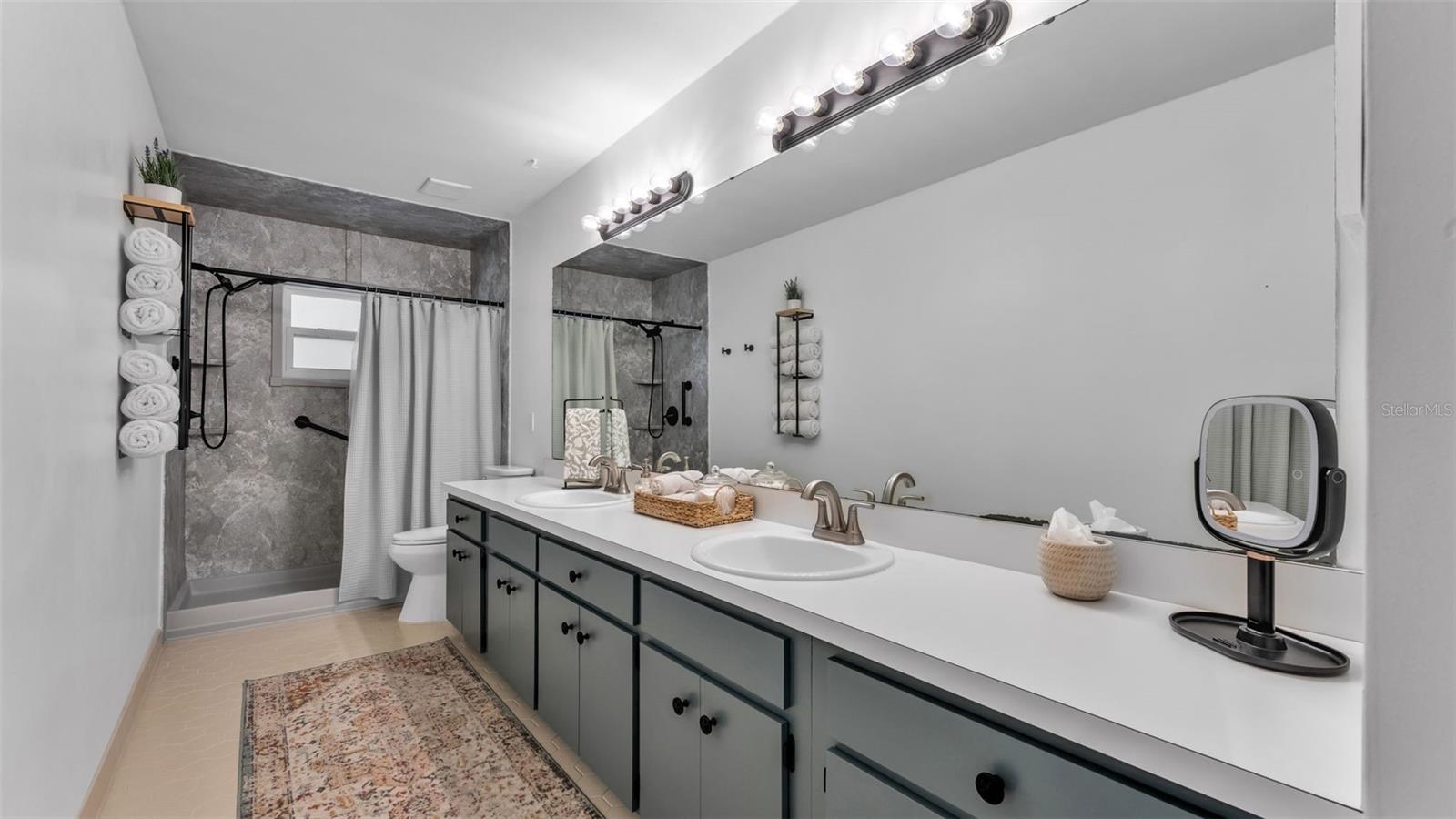 135 COUNTRY CLUB LN, MULBERRY, FL, 33860