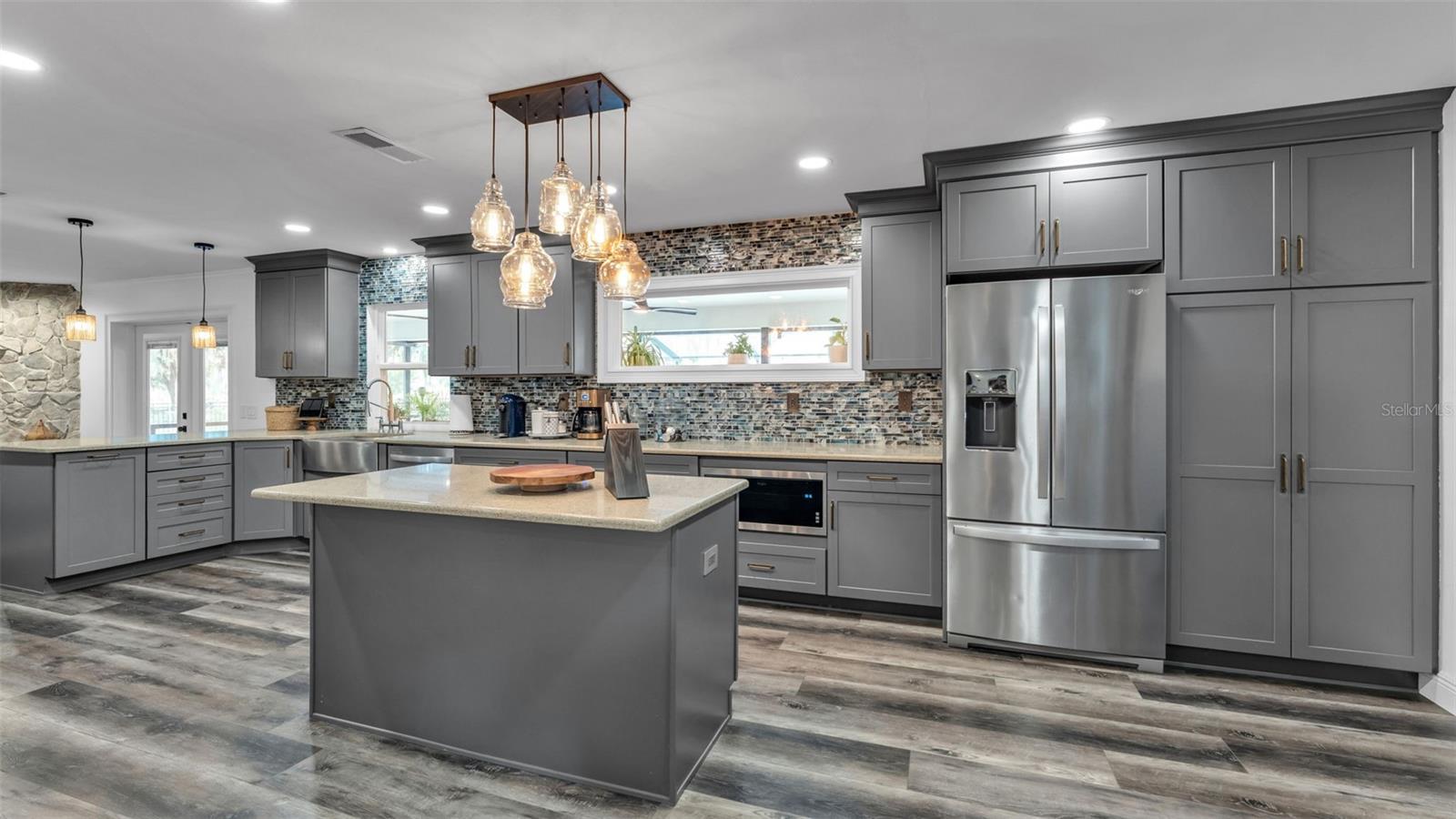 135 COUNTRY CLUB LN, MULBERRY, FL, 33860