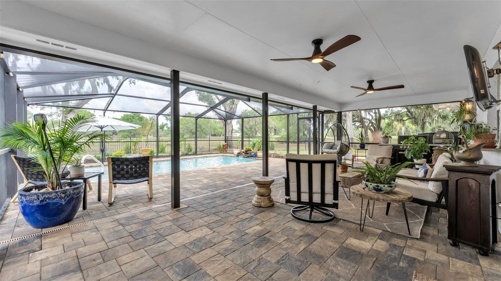 135 COUNTRY CLUB LN, MULBERRY, FL, 33860