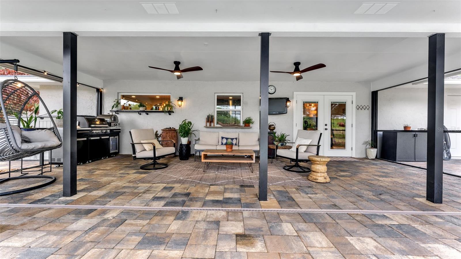 135 COUNTRY CLUB LN, MULBERRY, FL, 33860