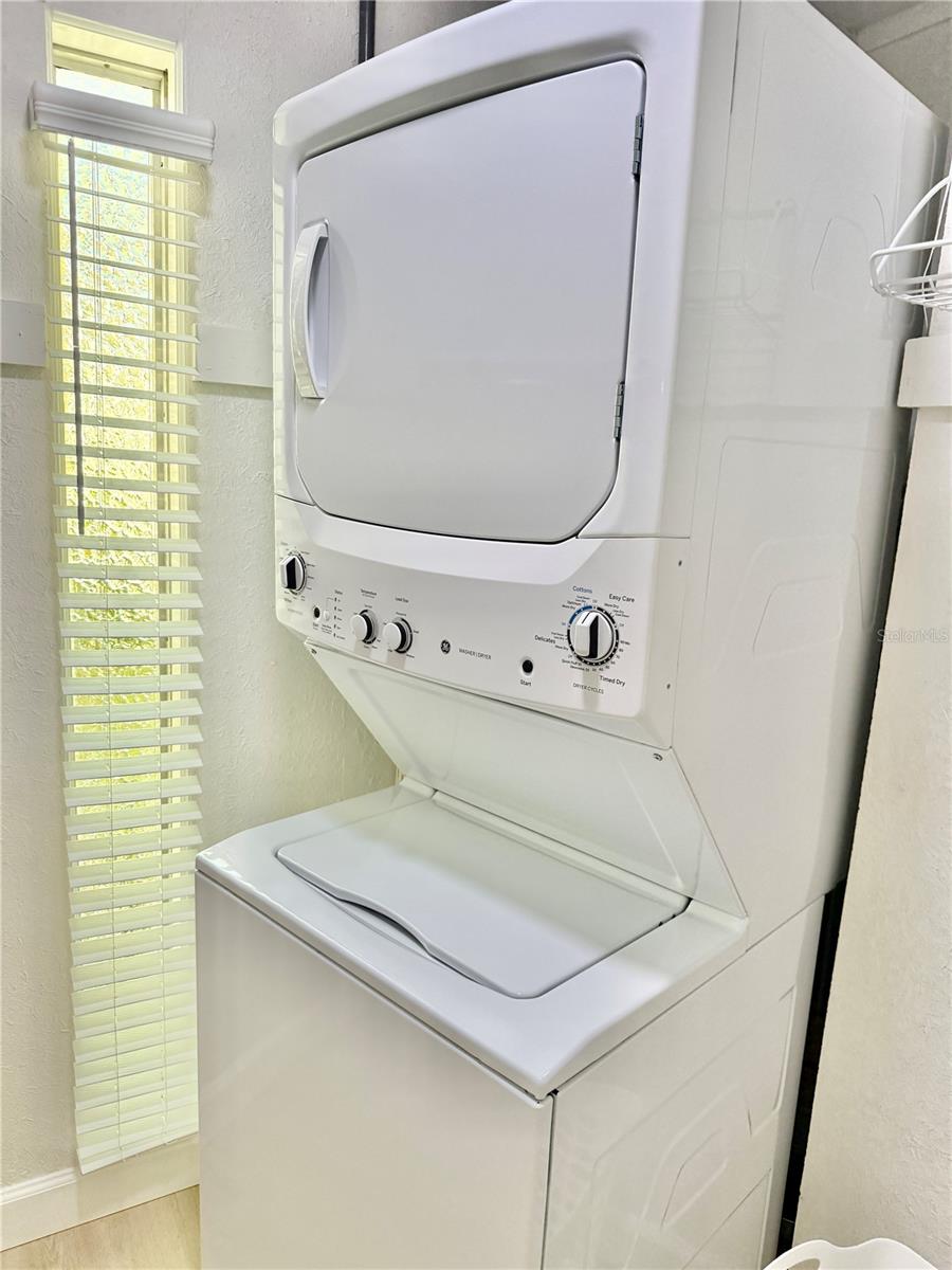 2221 ORANGE BLOSSOM LN, BRADENTON, FL, 34207
